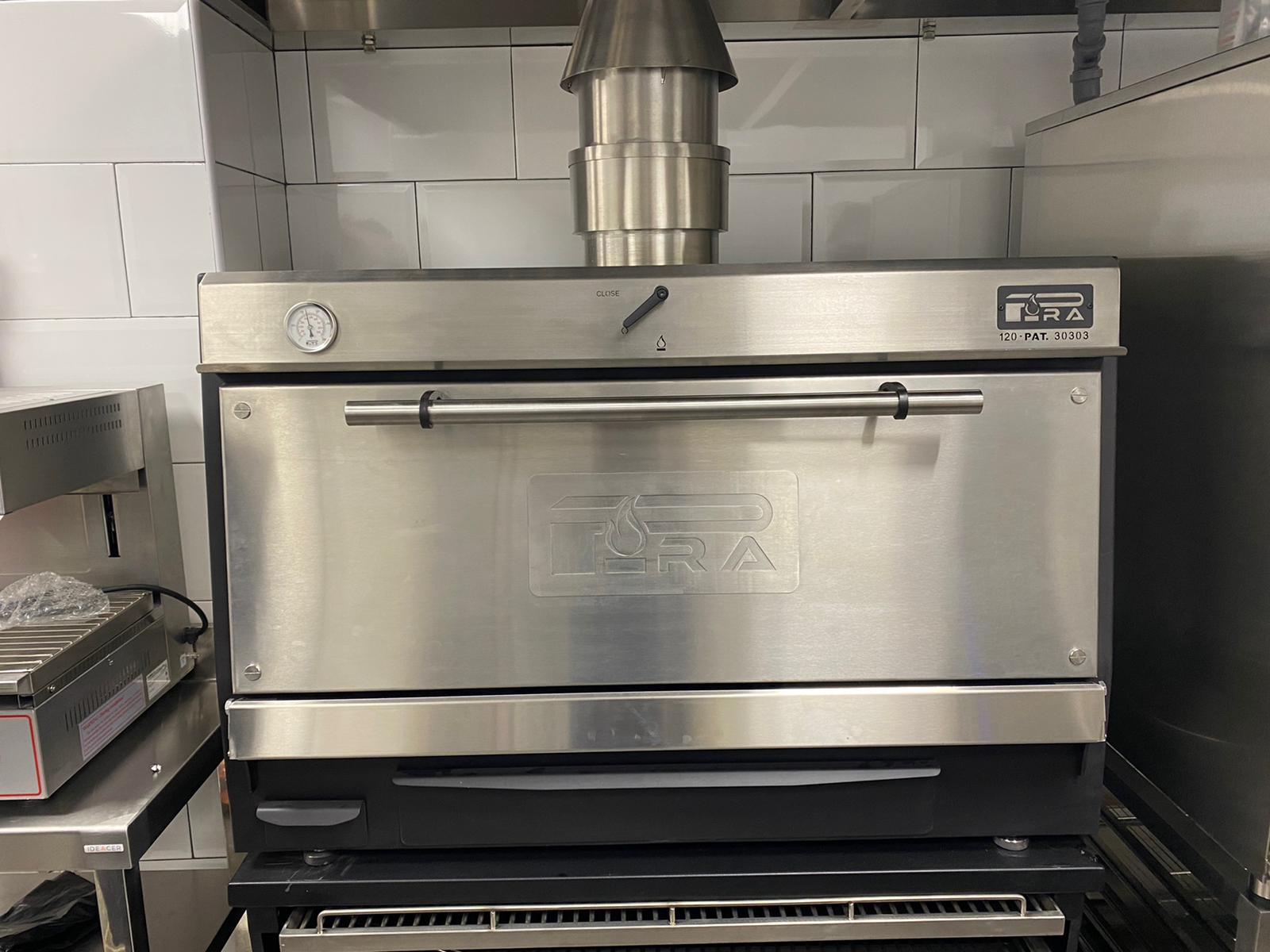 Pira 120 Lux SD Charcoal Oven - 120.103