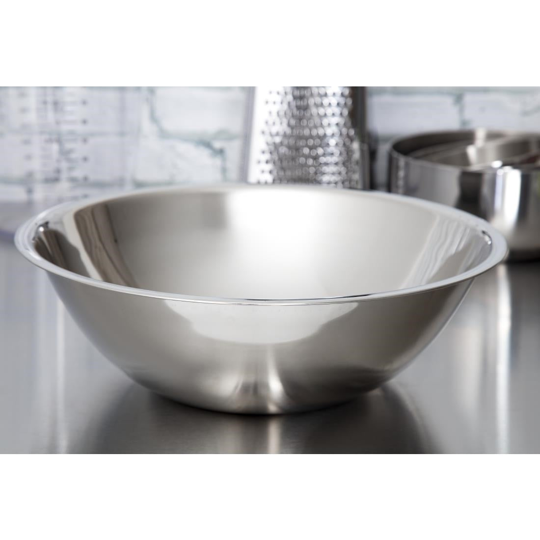 Vogue Stainless Steel Mixing Bowl 4.8Ltr - GC138