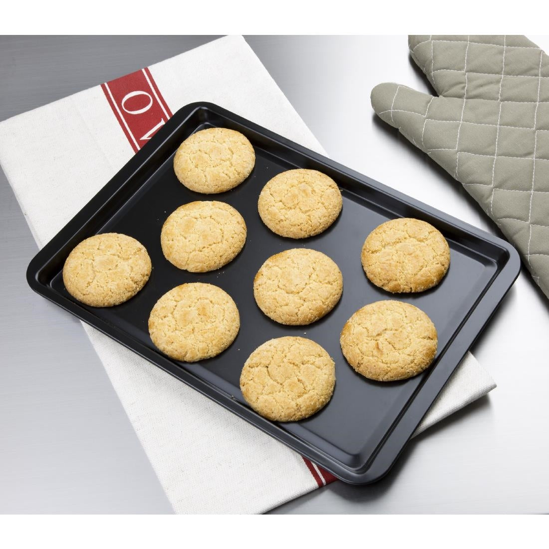 Vogue Non-Stick Baking Tray Small - GD014