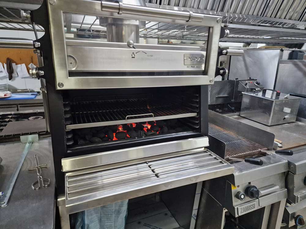 Pira 80 Lux ED Charcoal Oven - 490.104