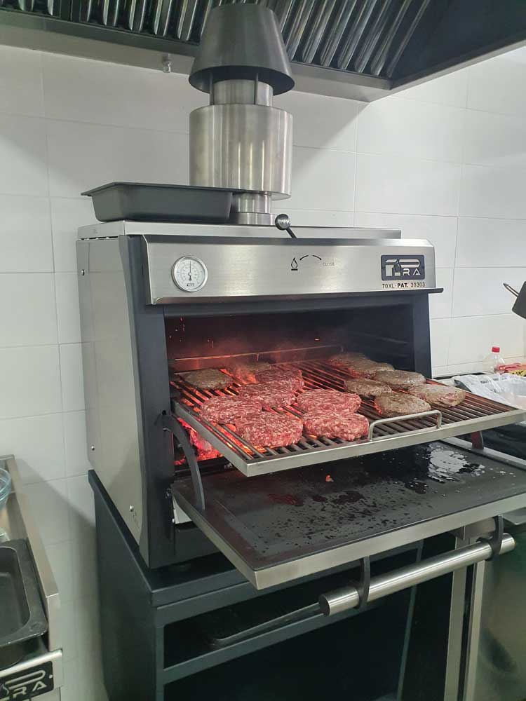 Pira 70 XL Lux SD Charcoal Oven - 480.103