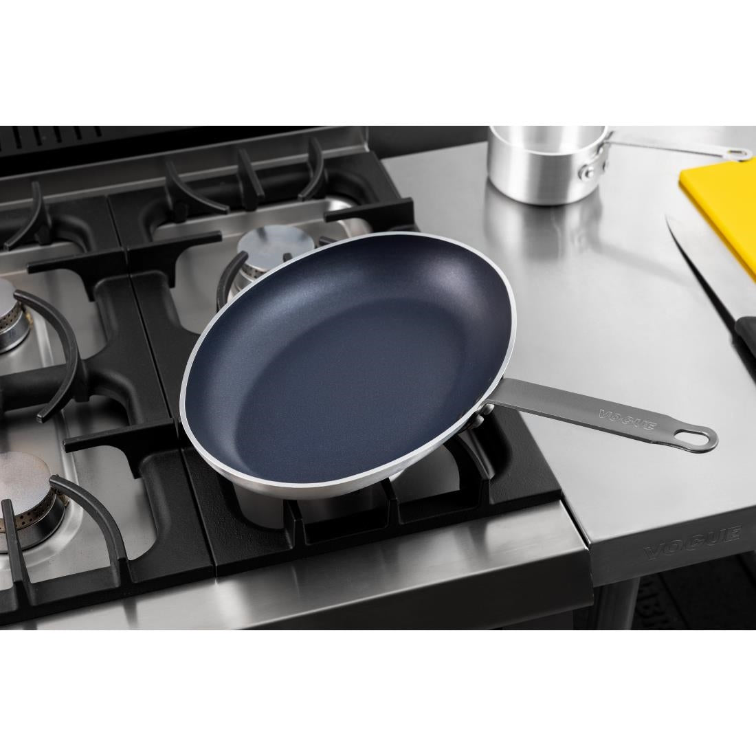 Vogue Aluminium Non-Stick Teflon Platinum Plus Oval Frying Pan 360mm - HT988