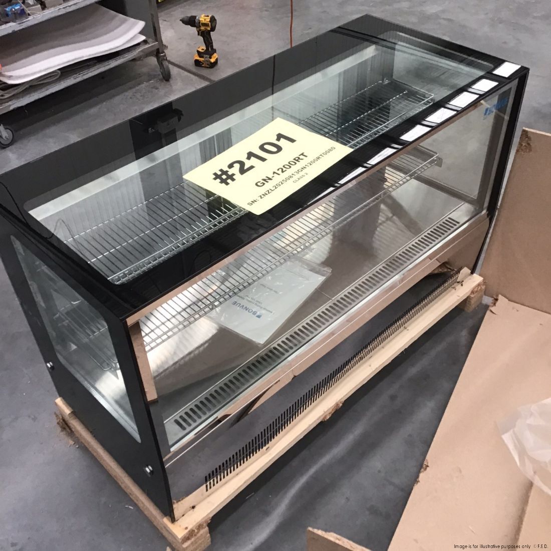 2NDs: Counter top square 2 Shelves Glass cold food display - GN-1200RT-NSW2101