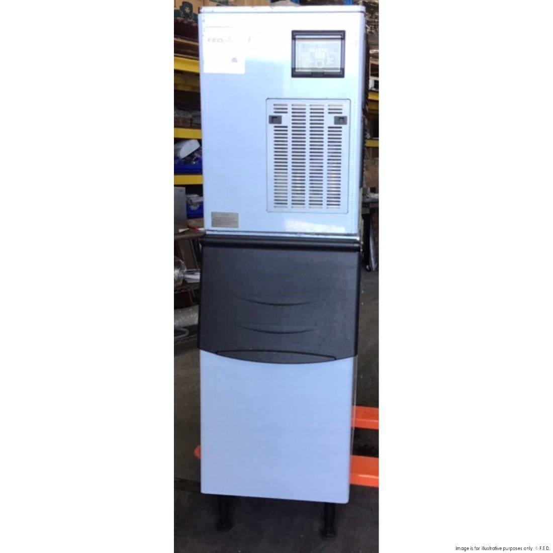 2NDs: Blizzard Professional Ice Maker - SN-145C-QLD376