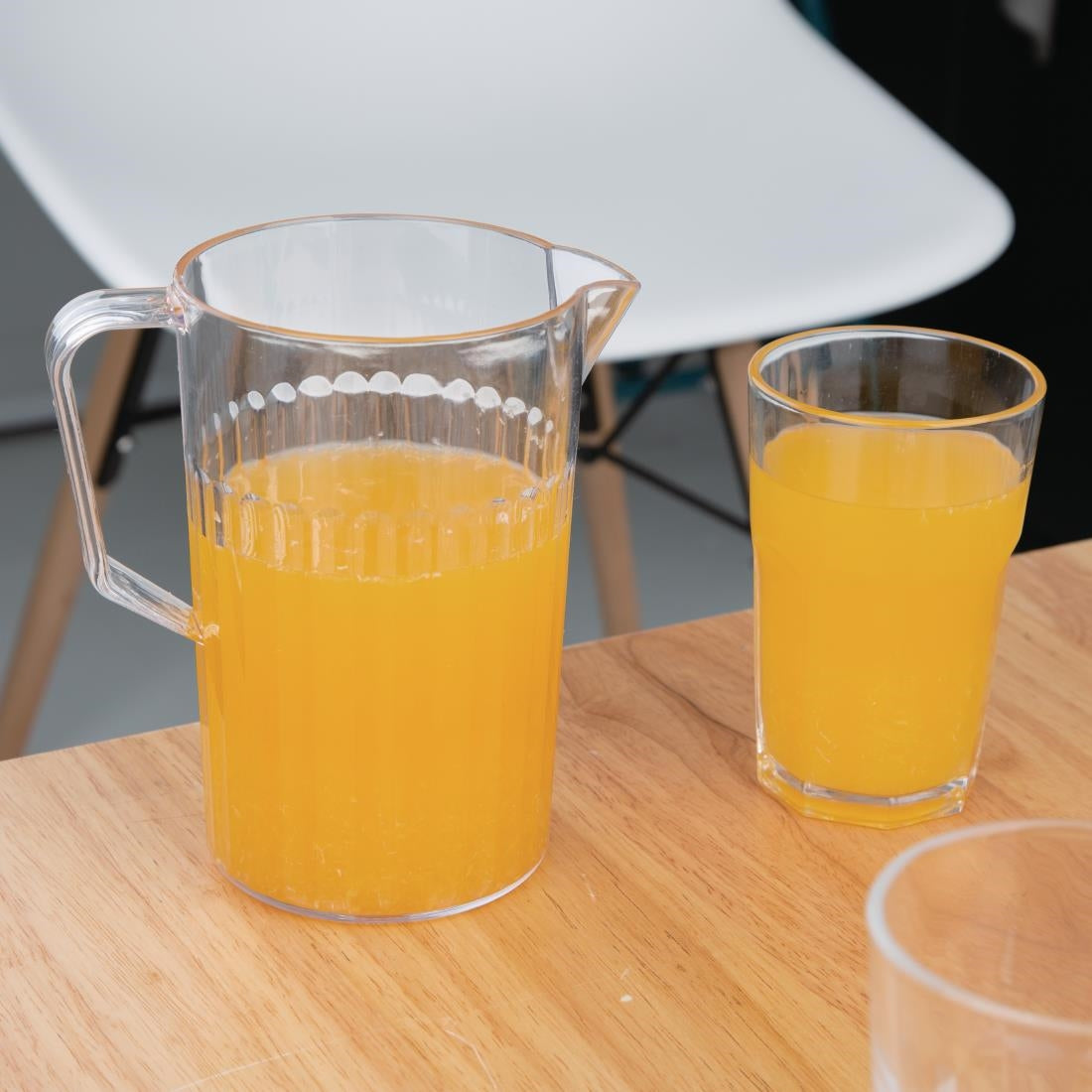Olympia Kristallon Durable Polycarbonate Jug 900ml - J900