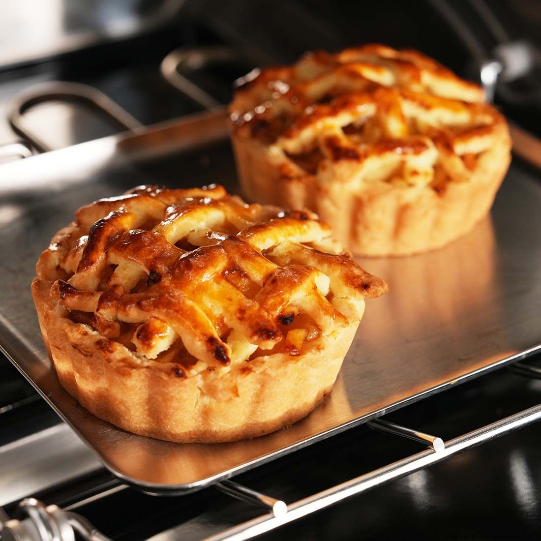 ExtremePro Speed Oven With Touchscreen NP-MWO-T