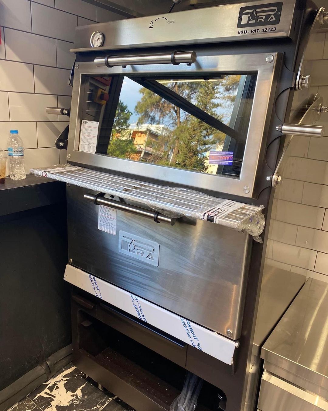 Pira 90 D Lux Charcoal Oven - 170.108