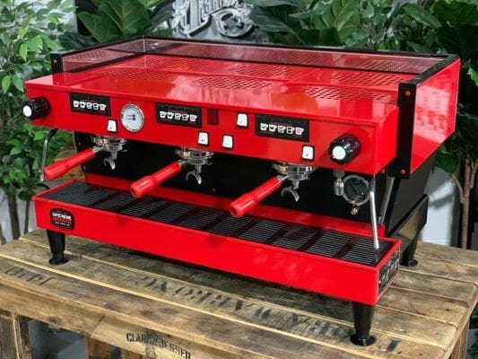 La Marzocco Linea Red - 3 Group Commercial Espresso Machine - Black
