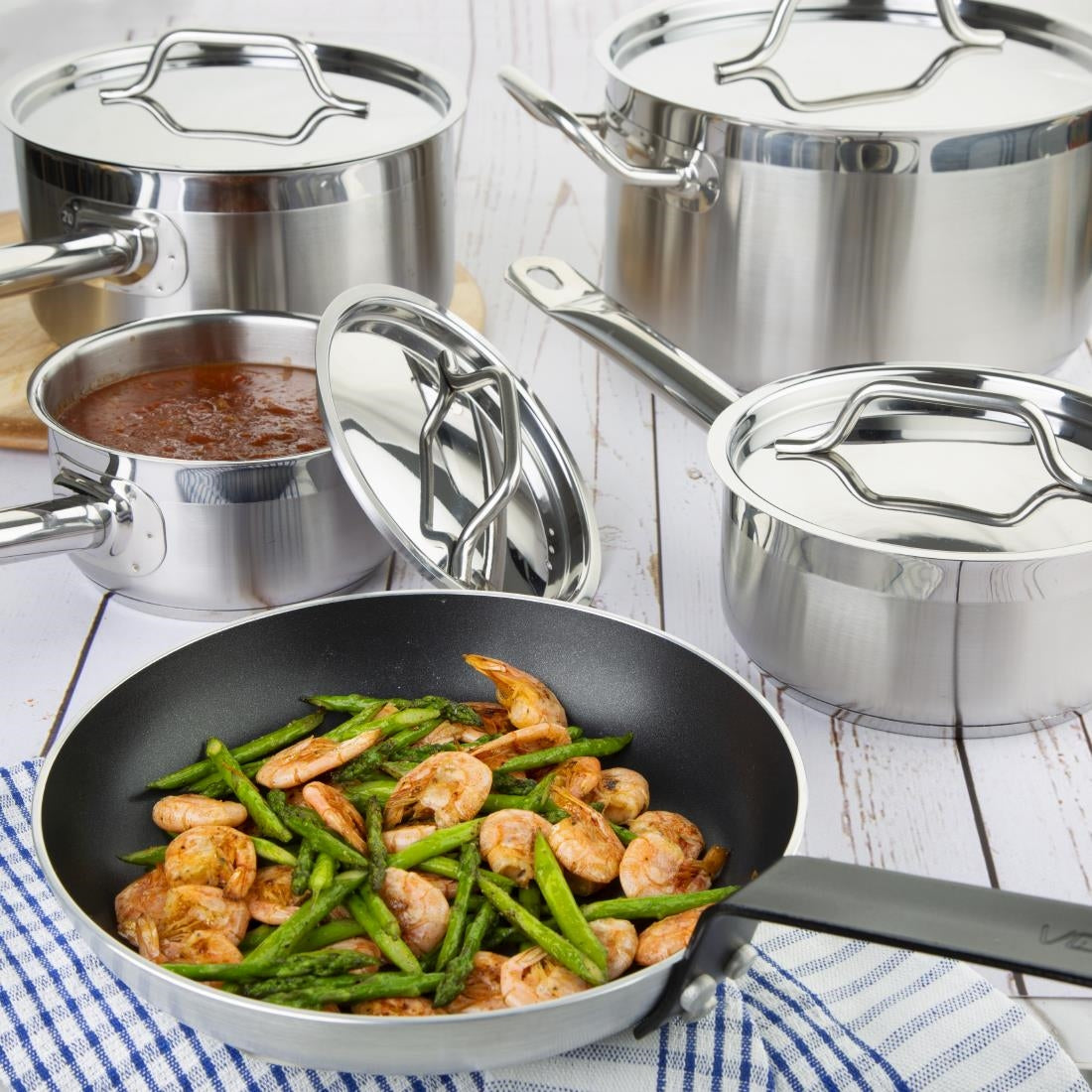 Nisbets Essentials Cook Like A Pro Stainless Steel & Aluminium 5-Piece Cookware Set - SA690