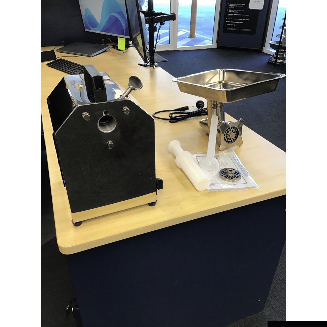 2NDs: Matador Heavy Duty Meat Mincer - TC12-QLD372