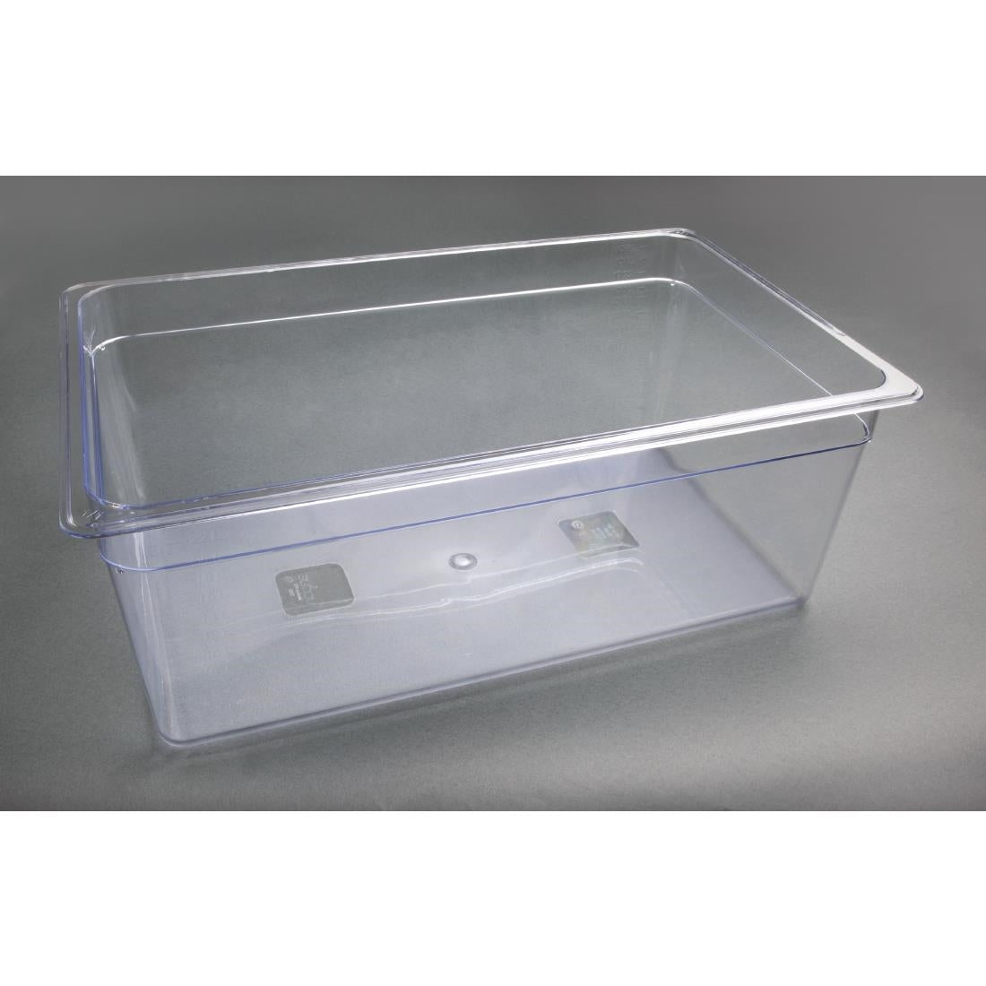 Vogue Clear Polycarbonate 1/1 Gastronorm Tray 200mm - U227
