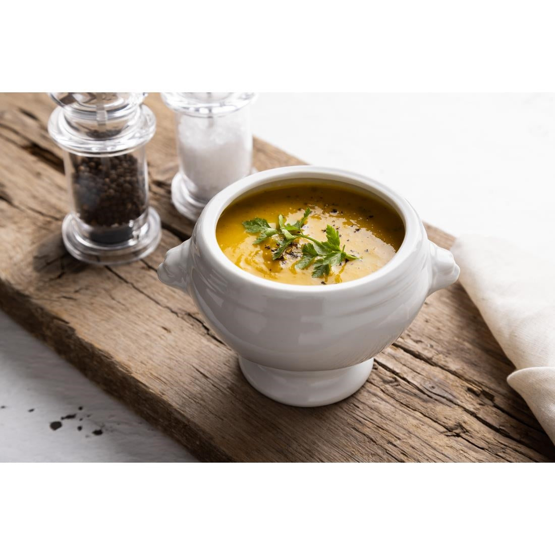 Olympia Whiteware Lion Head Soup Bowls 475ml/16.5oz (6 Pack) - W442