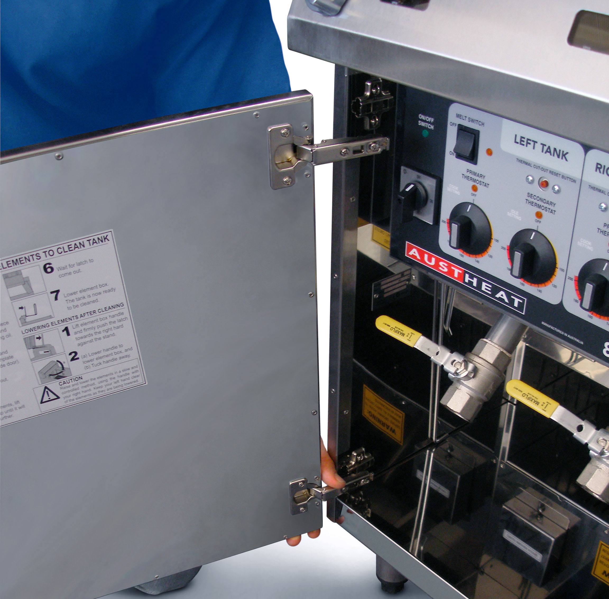 Austheat Freestanding Electric Fryer rapid recovery, 3 baskets - AF813R