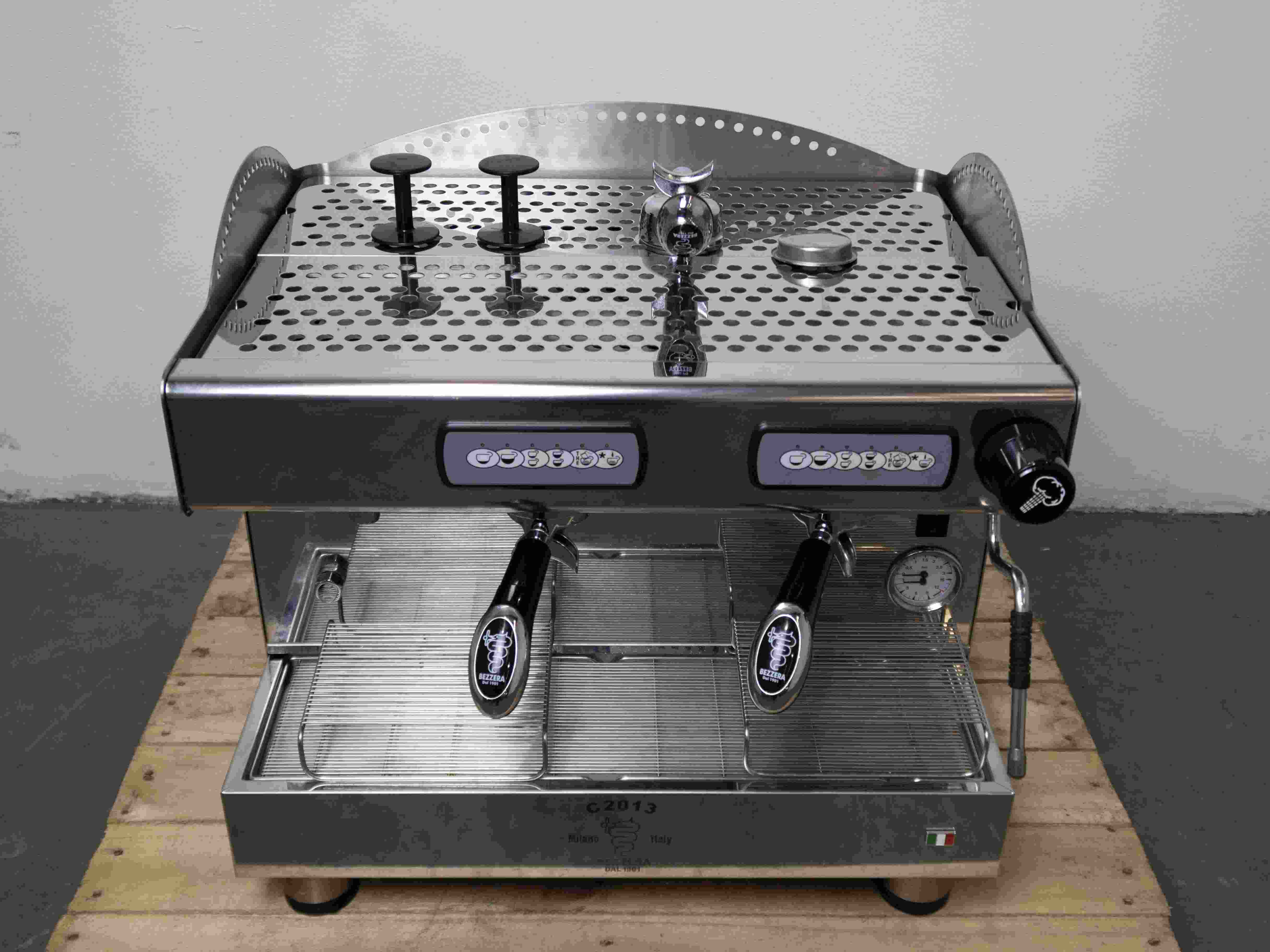 Bezzera Compact Coffee Machine 2grp - 761895