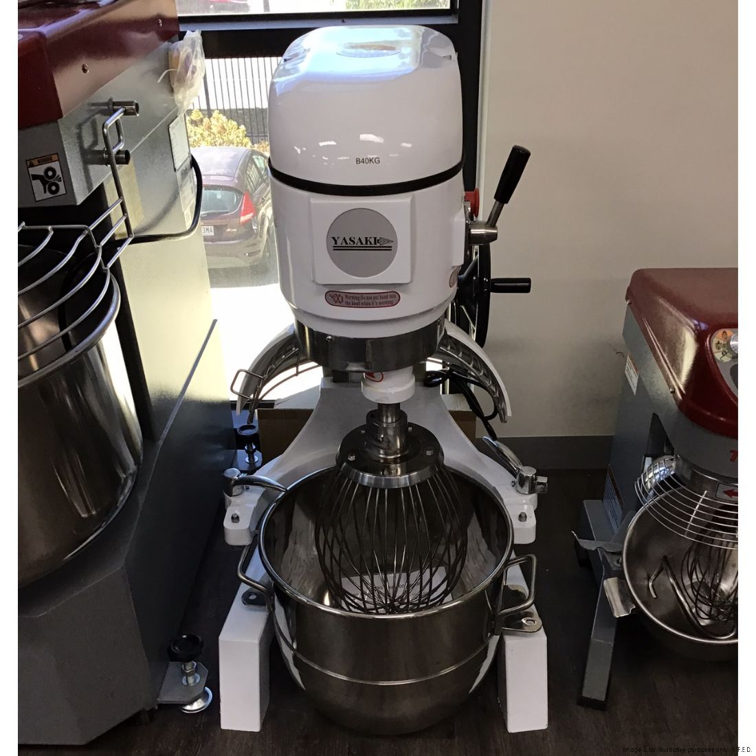 CLEARANCE - Yasaki 40 Litre Belt Drive Three Speed Mixer - B40KG-VIC929