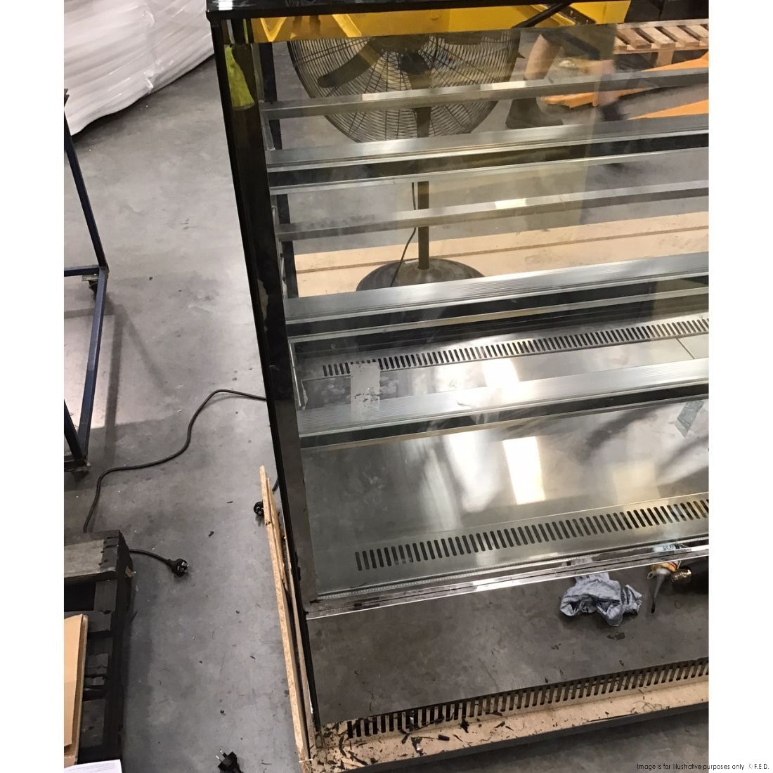 CLEARANCE - Bonvue Modern 3 Shelves Cake or Food Display - GAN-1800RF3 - NSW2153