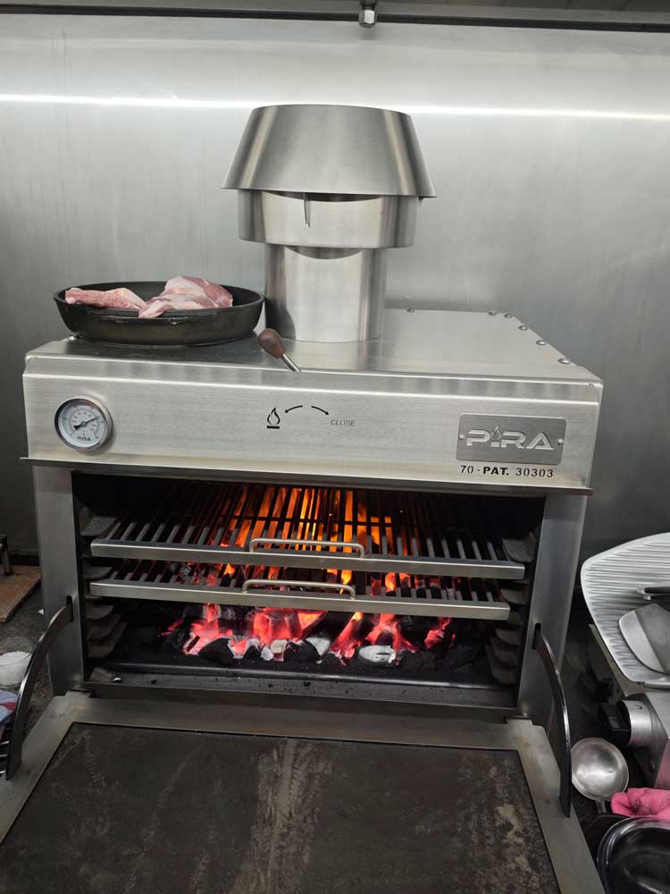 Pira 70 Silver SD Charcoal Oven - 450.106