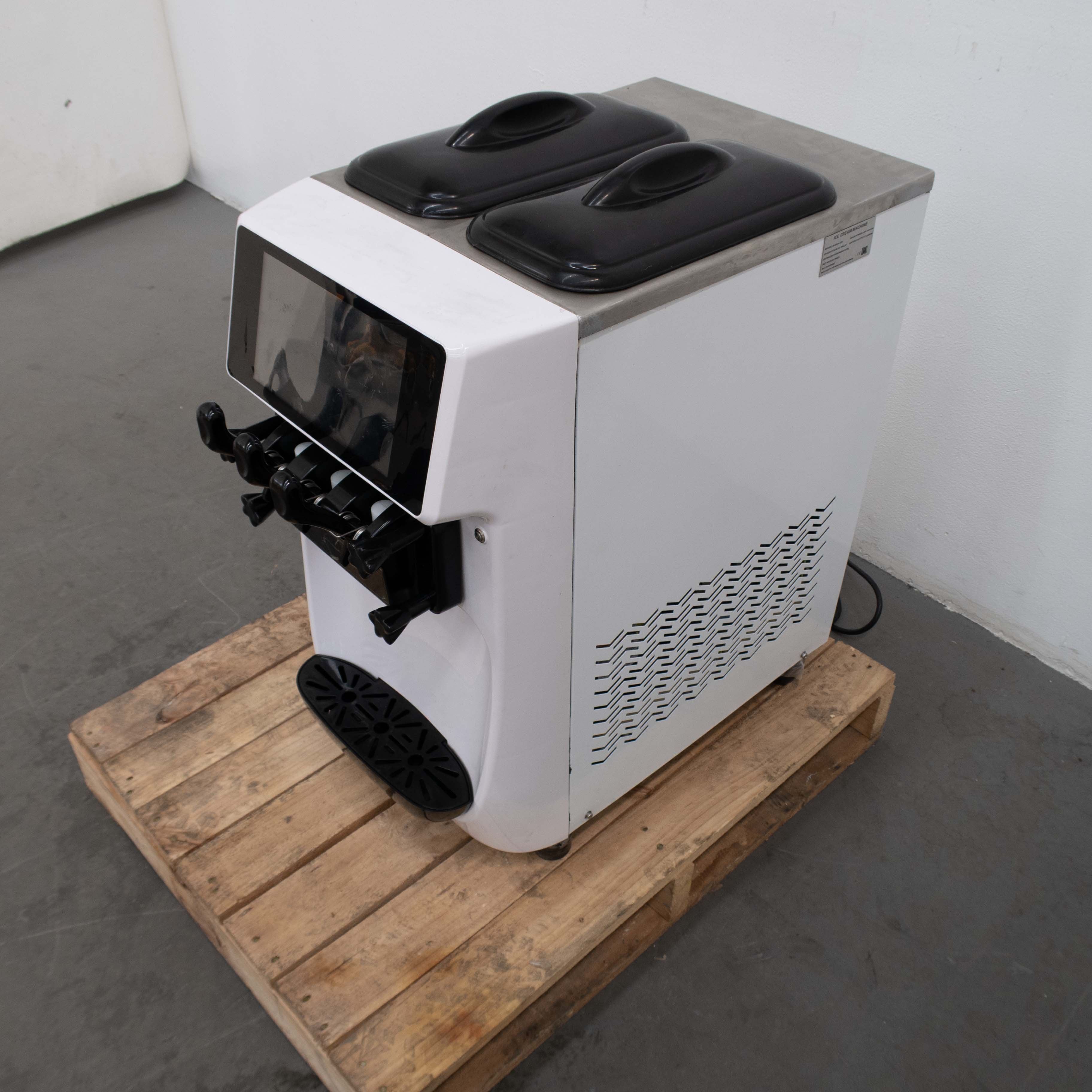 Brullen i26 Ice Cream Machine - 702203