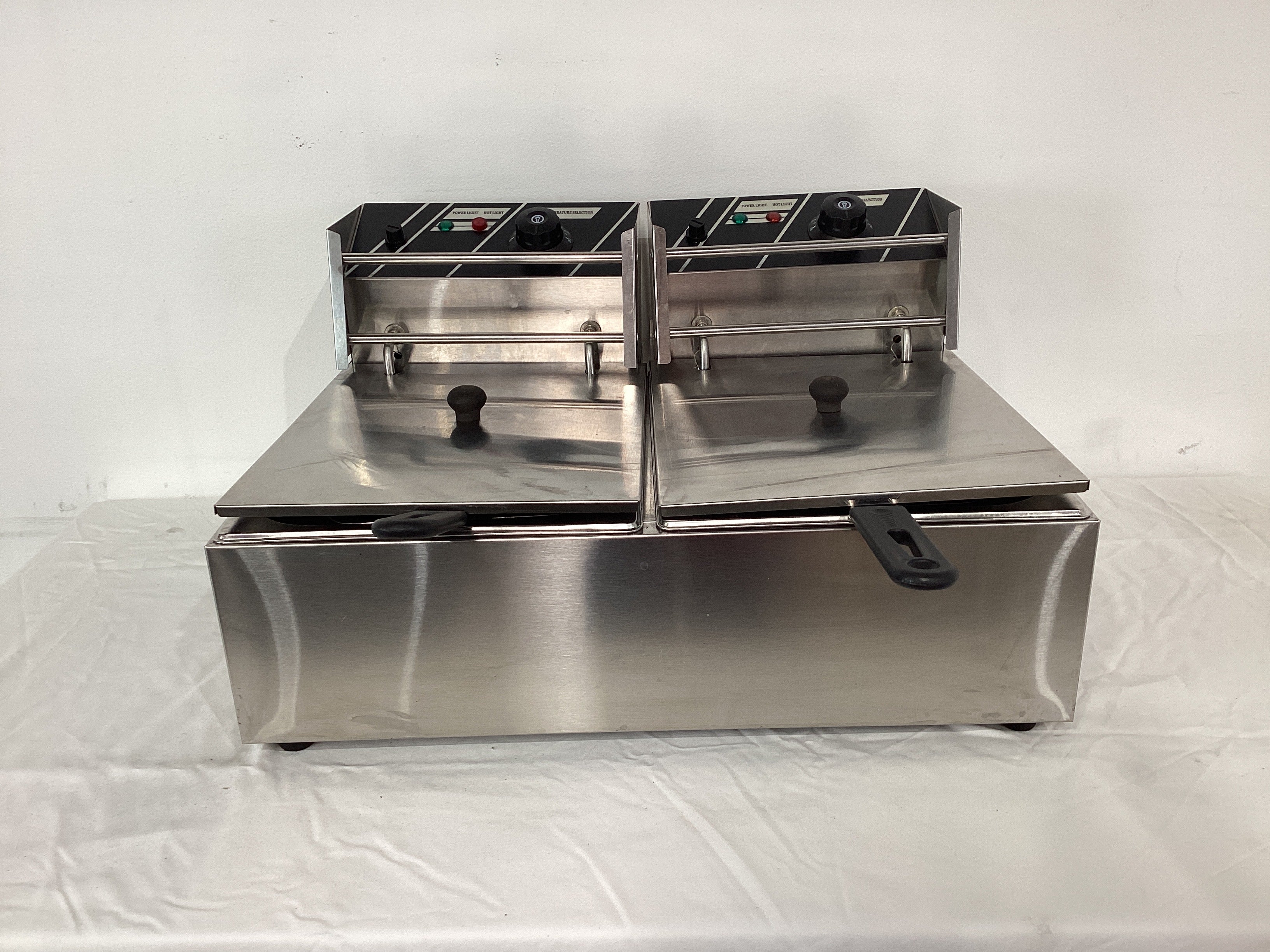 Benchstar TEF-82KW Electric Fryer - 736355