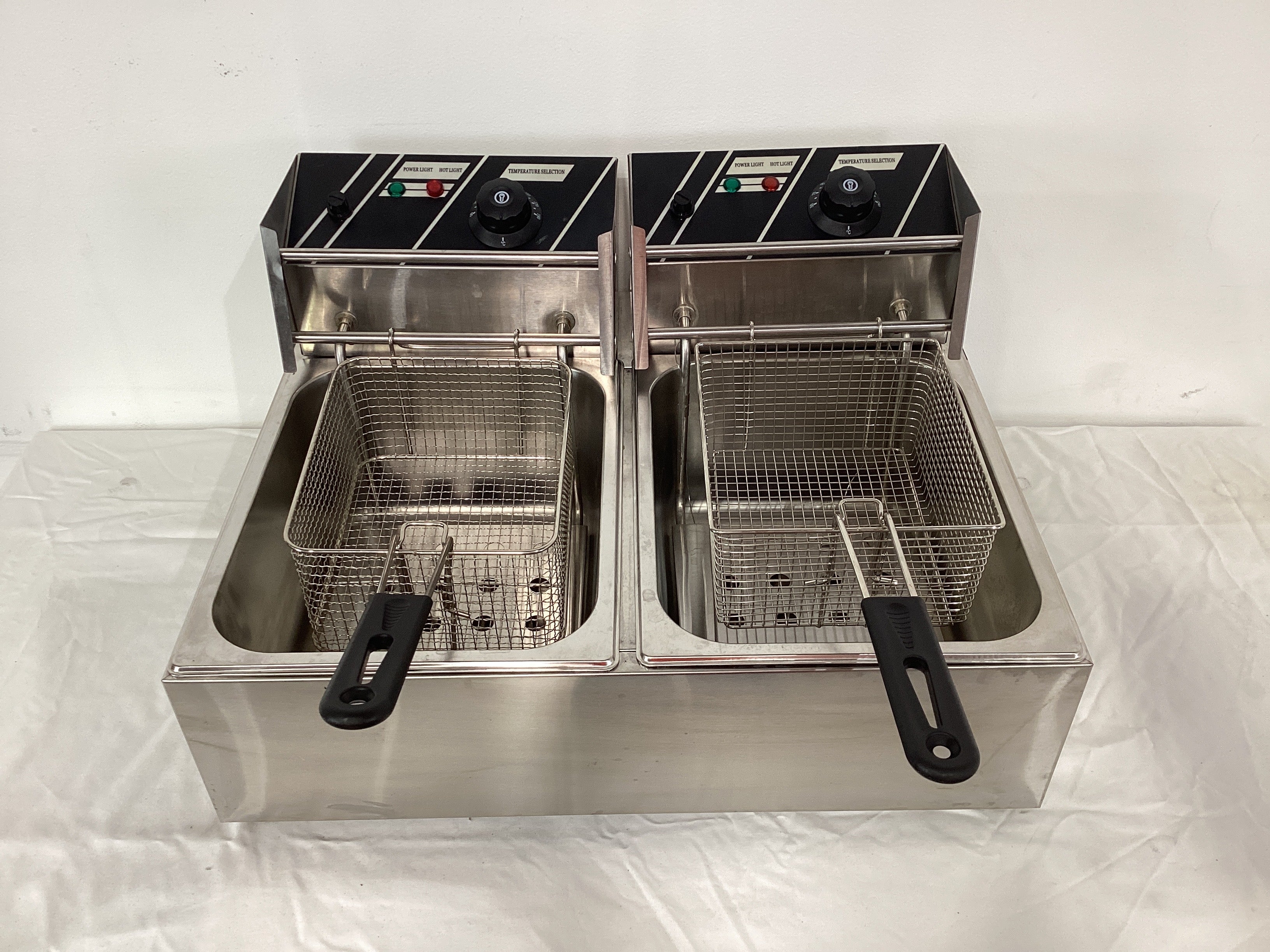 Benchstar TEF-82KW Electric Fryer - 736355