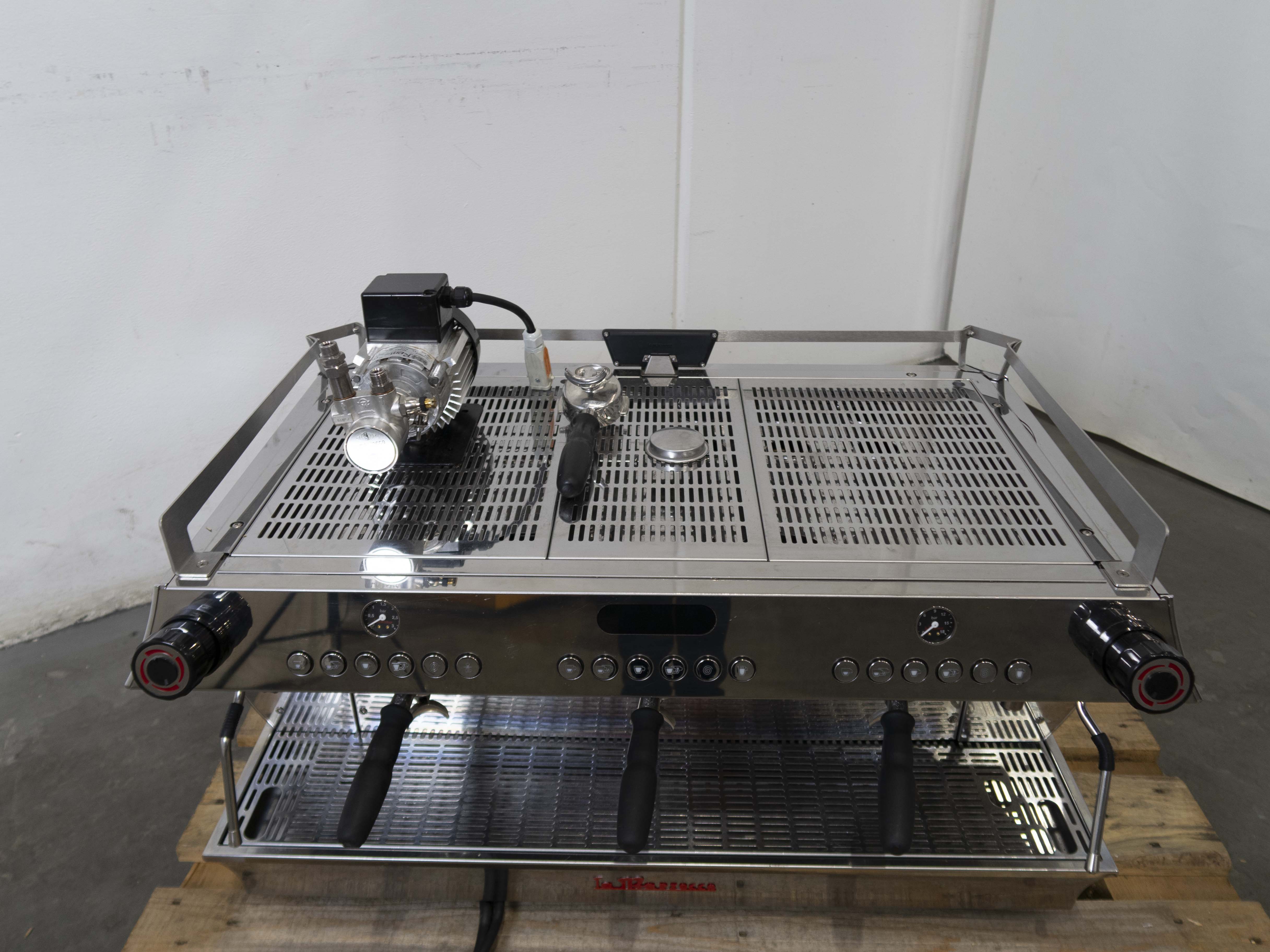 La Marzocco GB5 3 Group Coffee Machine - 737461