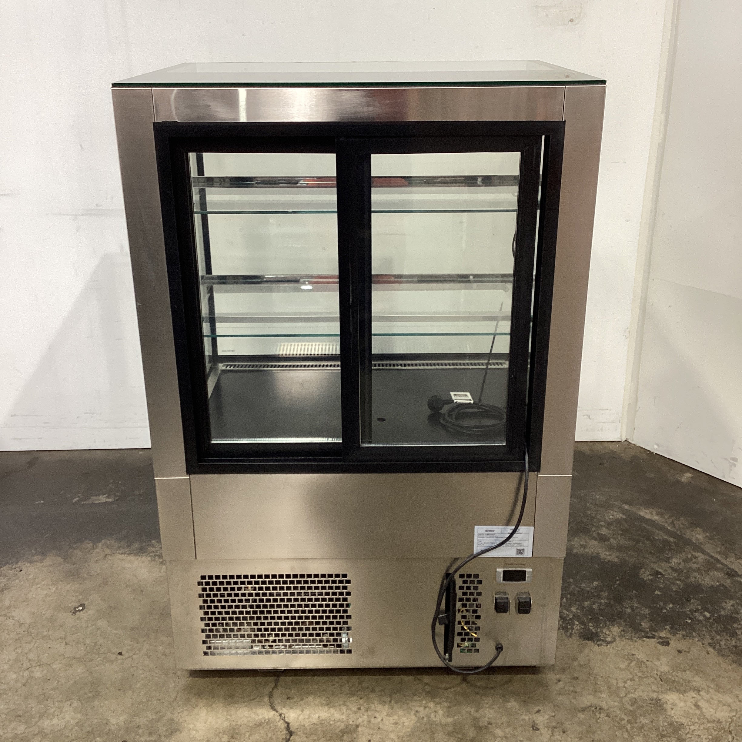 Airex AXR-FDFSSQ-09 Display Fridge - 738474