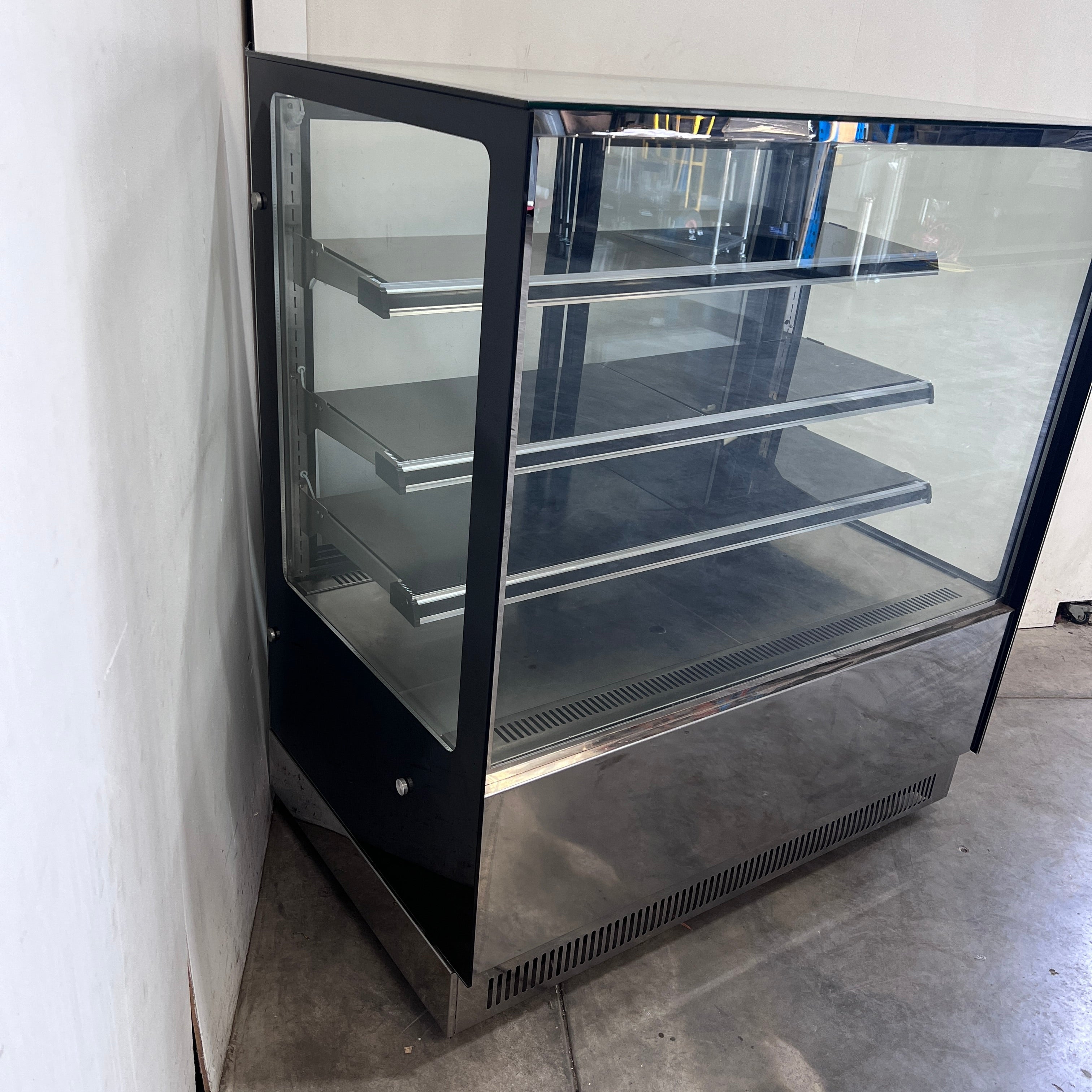 Bonvue GAN-1200RF3 Cake Display - 743812