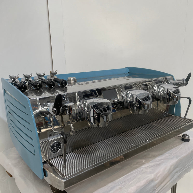 Victoria Arduino VA388 T3 V 3 Group Volumetric Coffee Machine - 755311