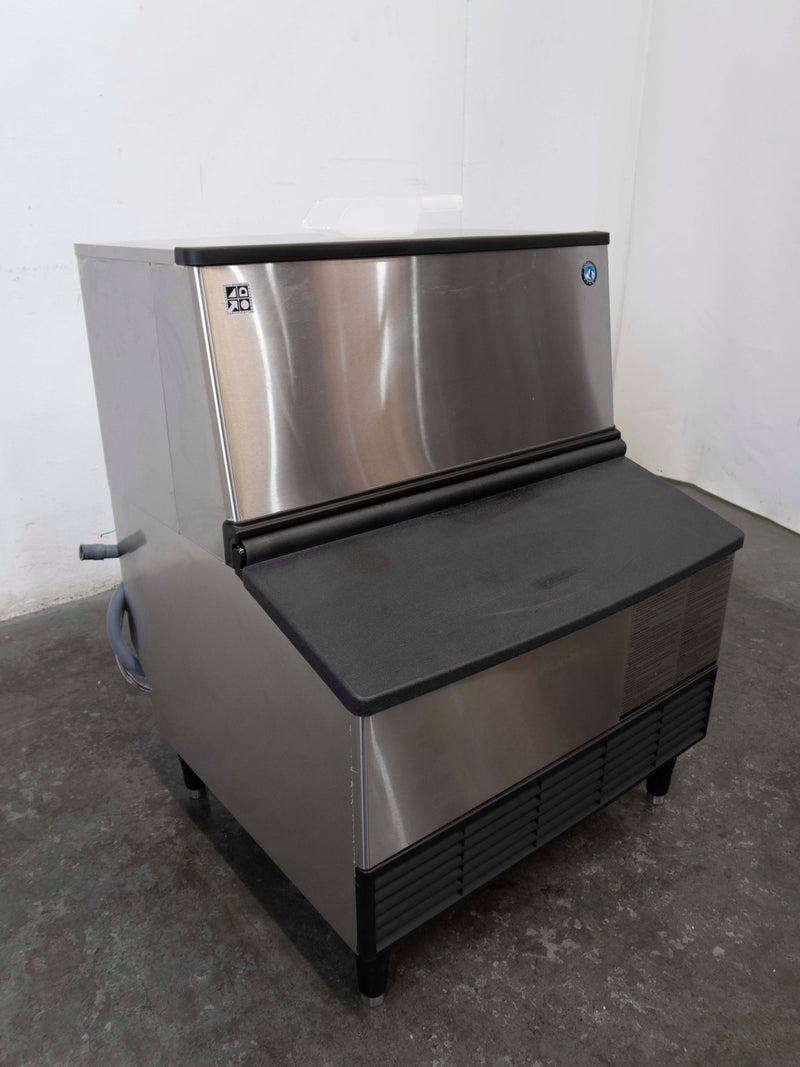 Hoshizaki KM-140B Ice Machine - 757660