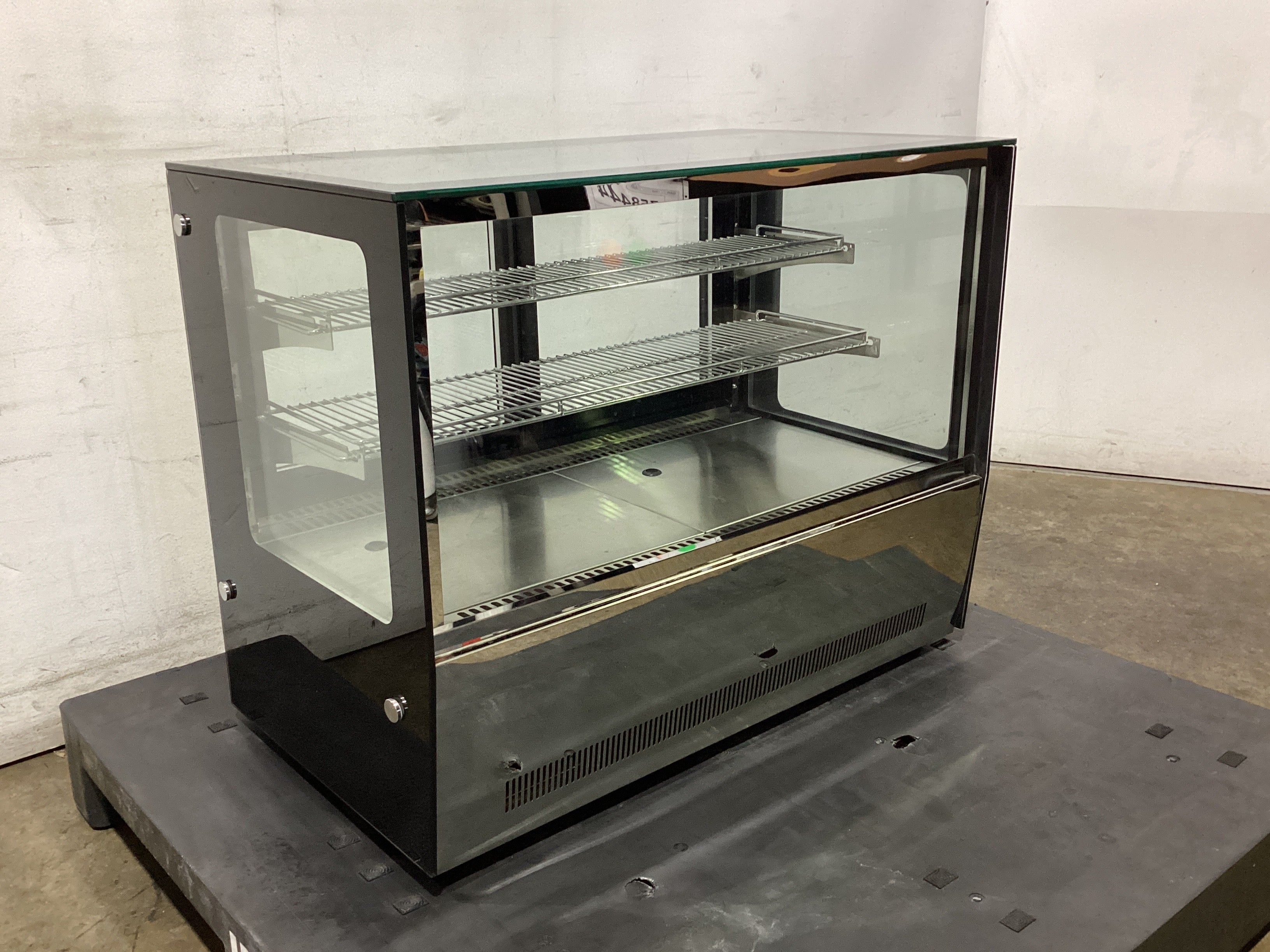Federal GN-900HRT Food Display - 758444