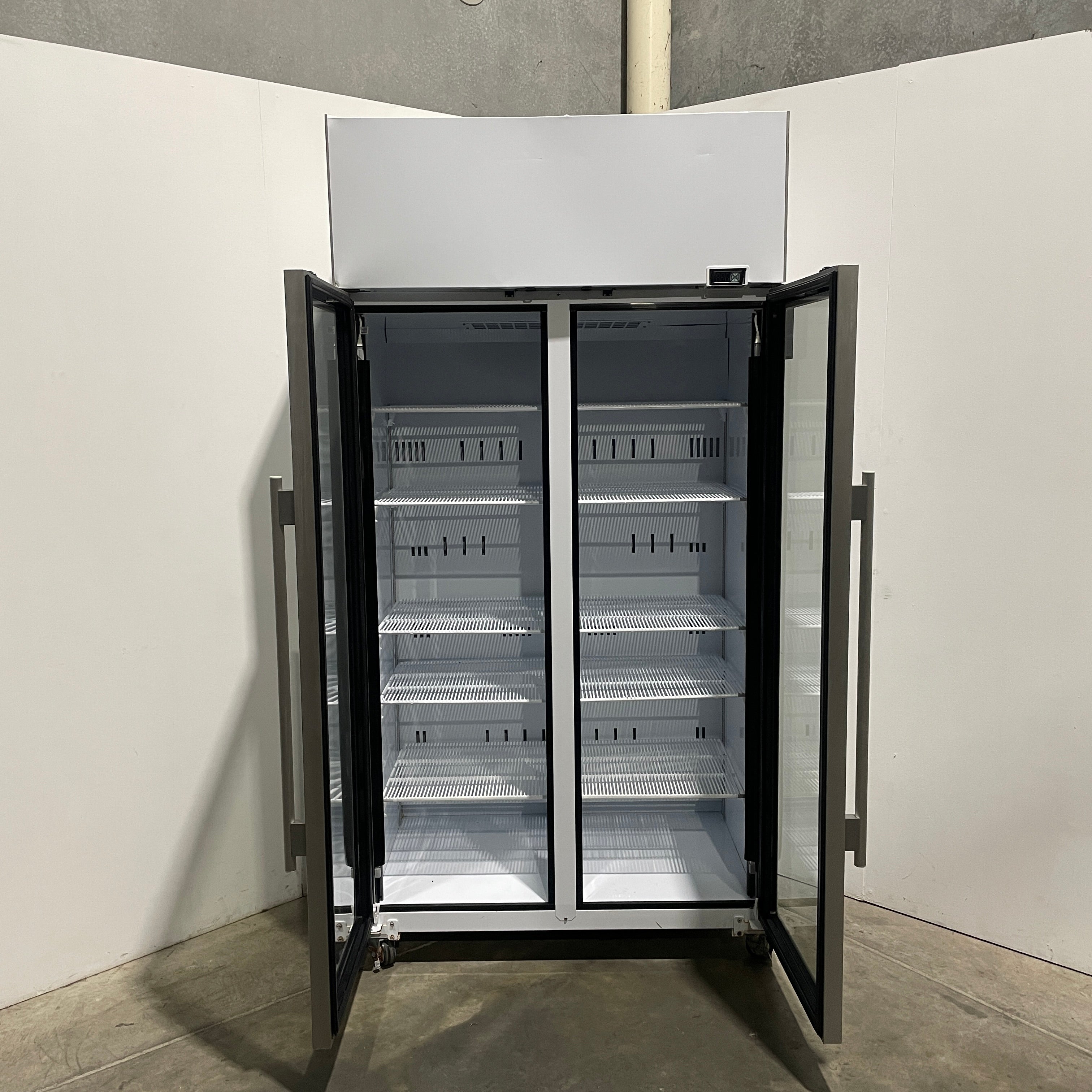 Skope TME1000N-A Upright Fridge - 759711