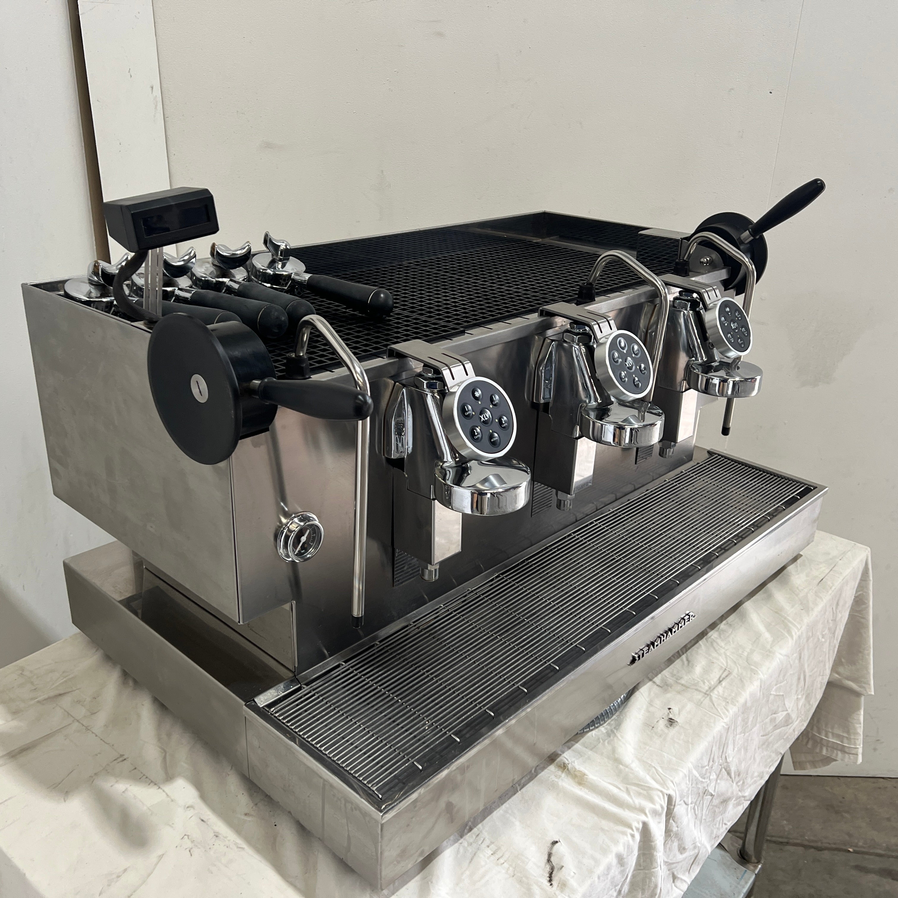 XLVI Steamhammer 3 Group Elettronica P+L Coffee Machine - 762769