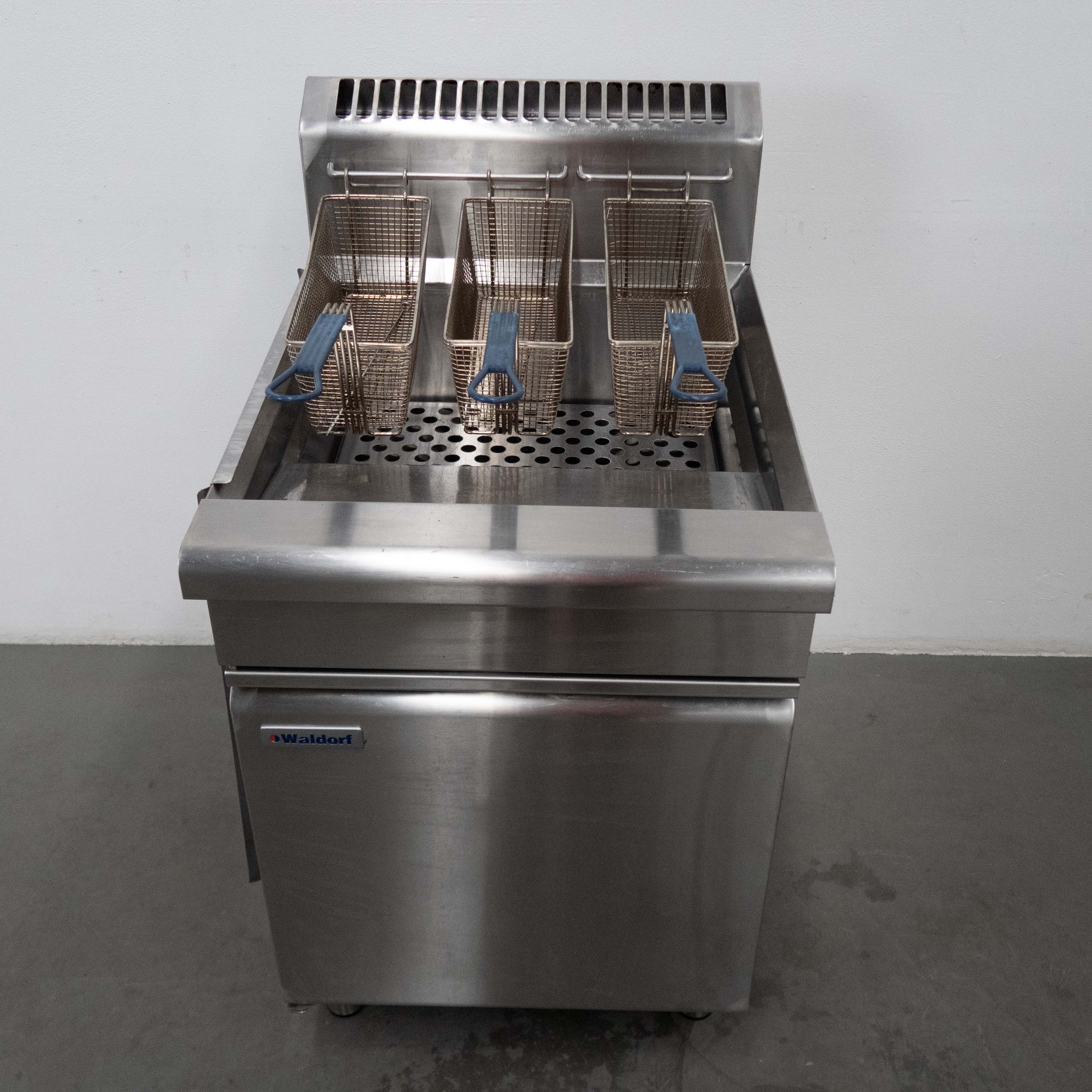 Waldorf FN8130G Fryer - 763467