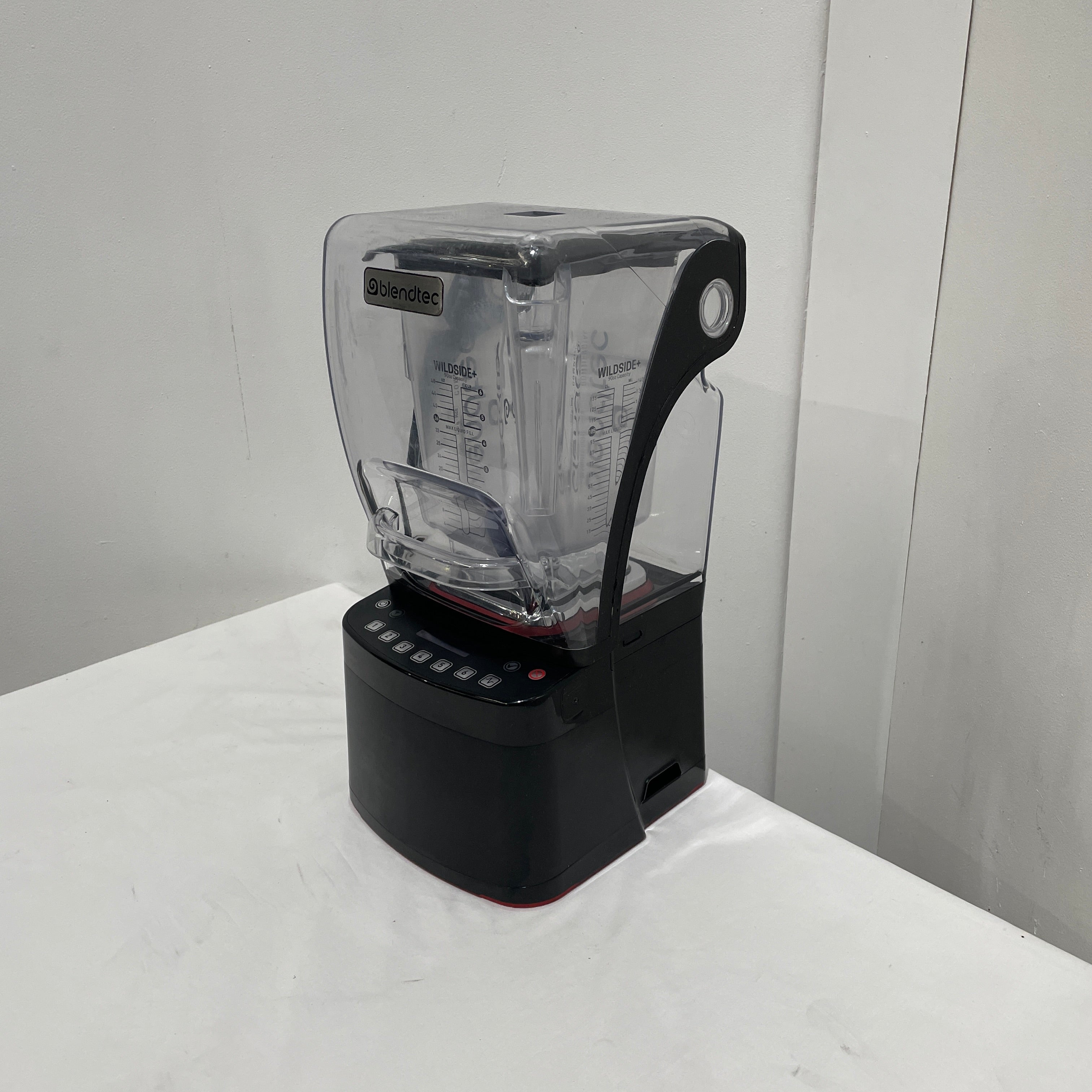 Blendtec CQB1 Blender with Sound Barrier - 771055