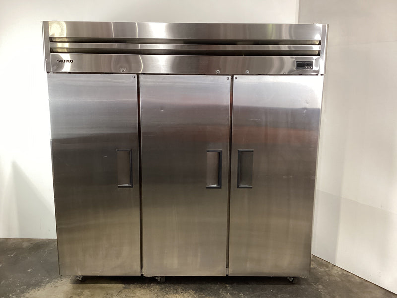 Skipio SFT65-3(6) Upright Freezer - 774699