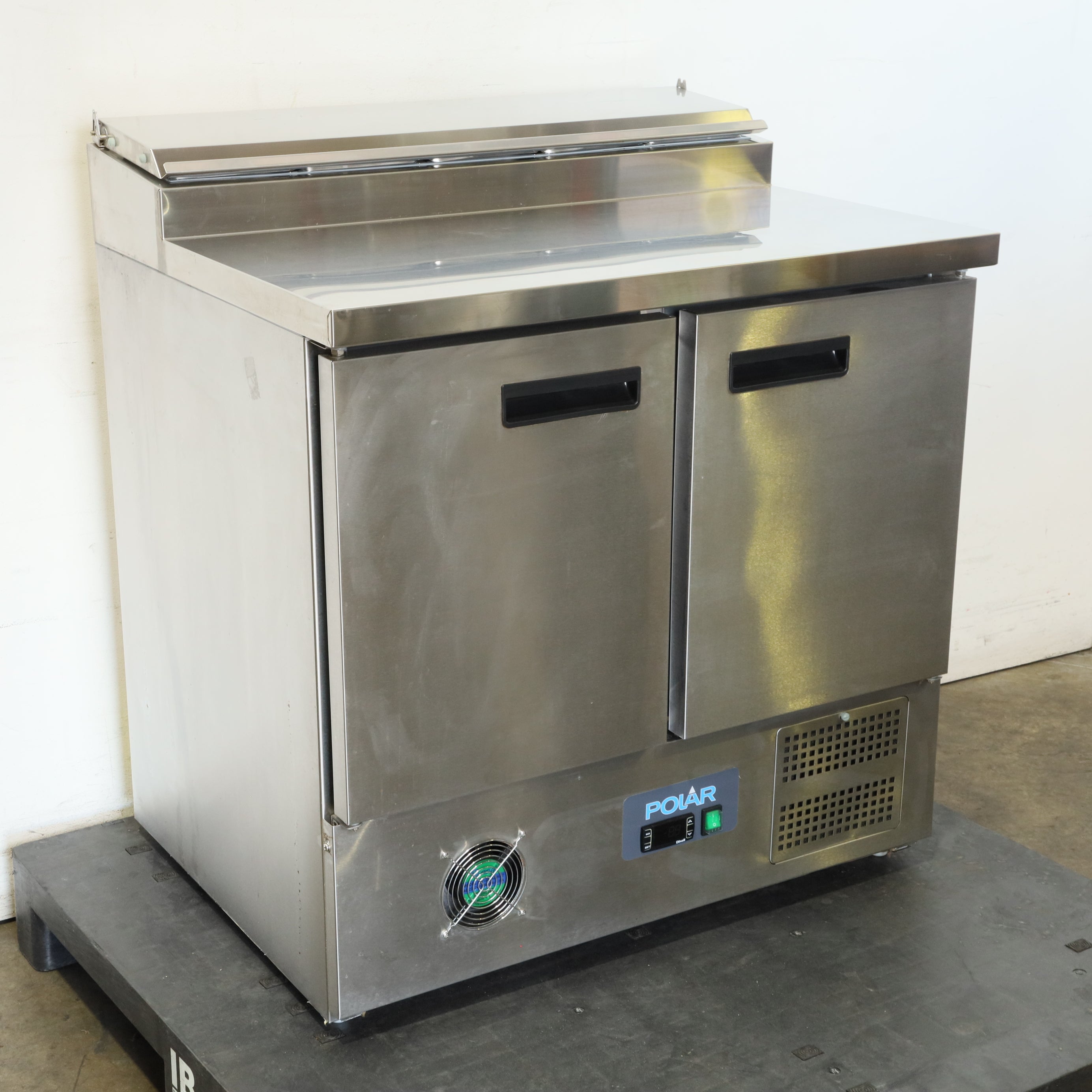Polar G604-A Pizza Prep Fridge - 777290