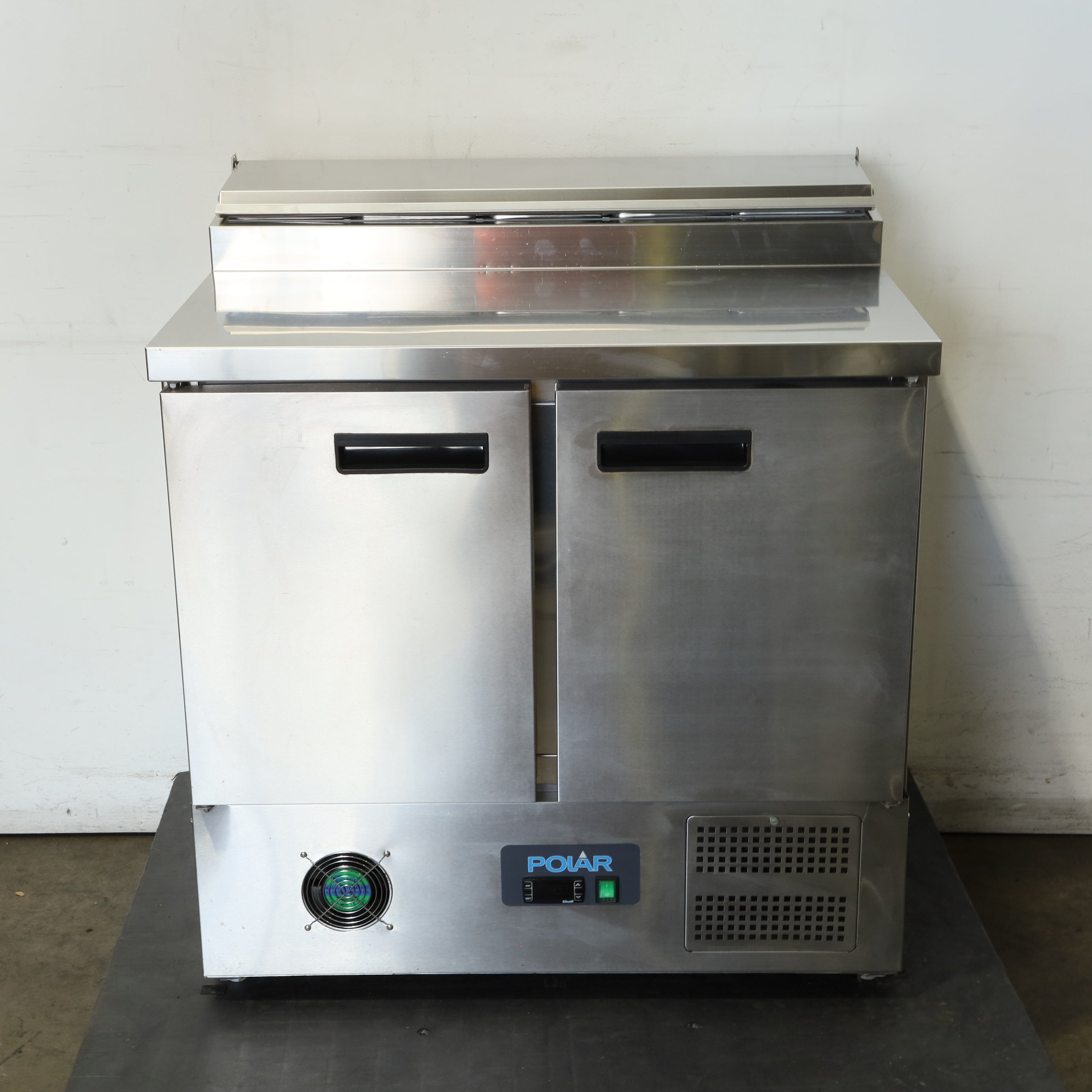 Polar G604-A Pizza Prep Fridge - 777290