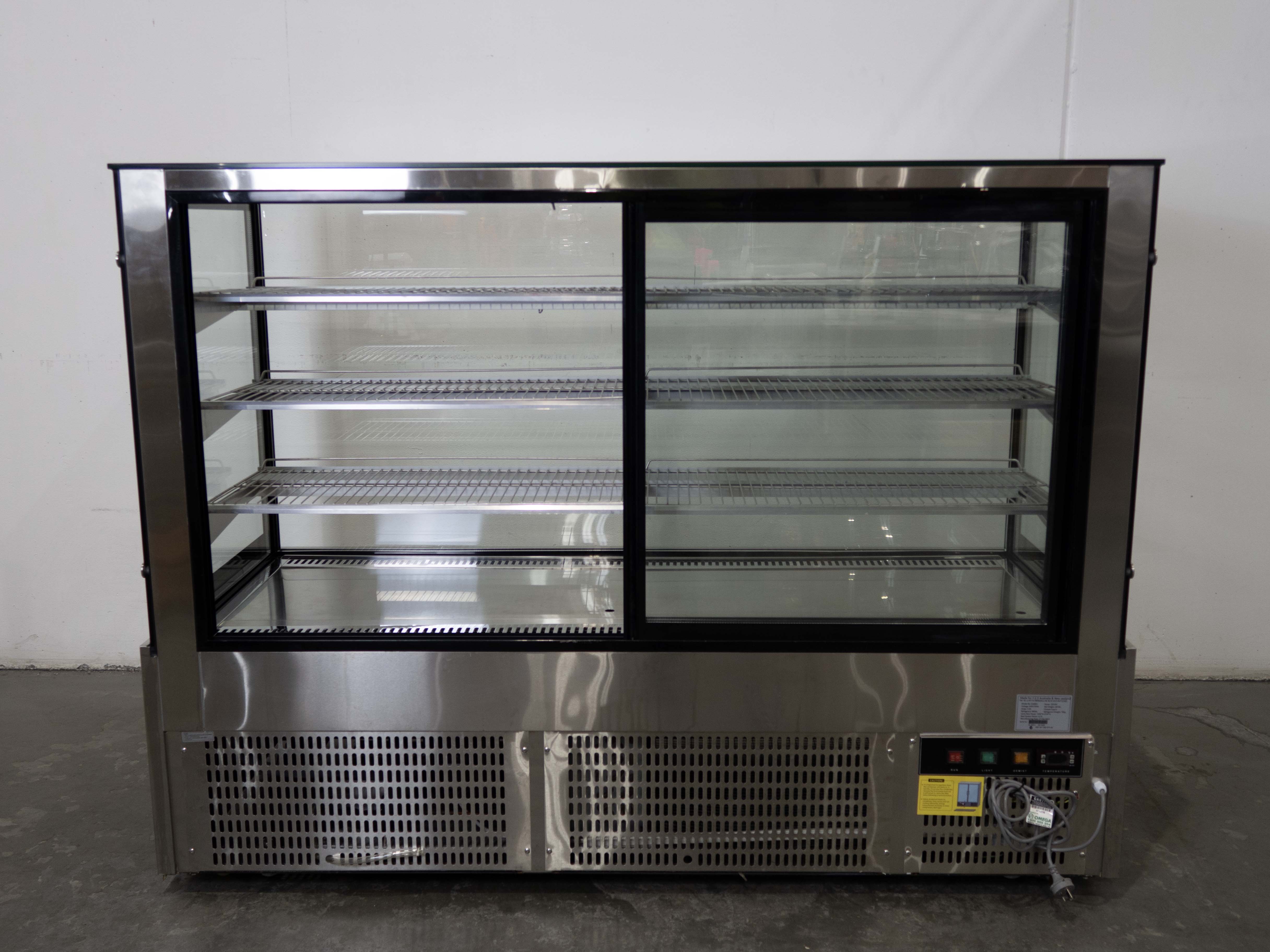 FED SL860V Refrigerated Display - 779023