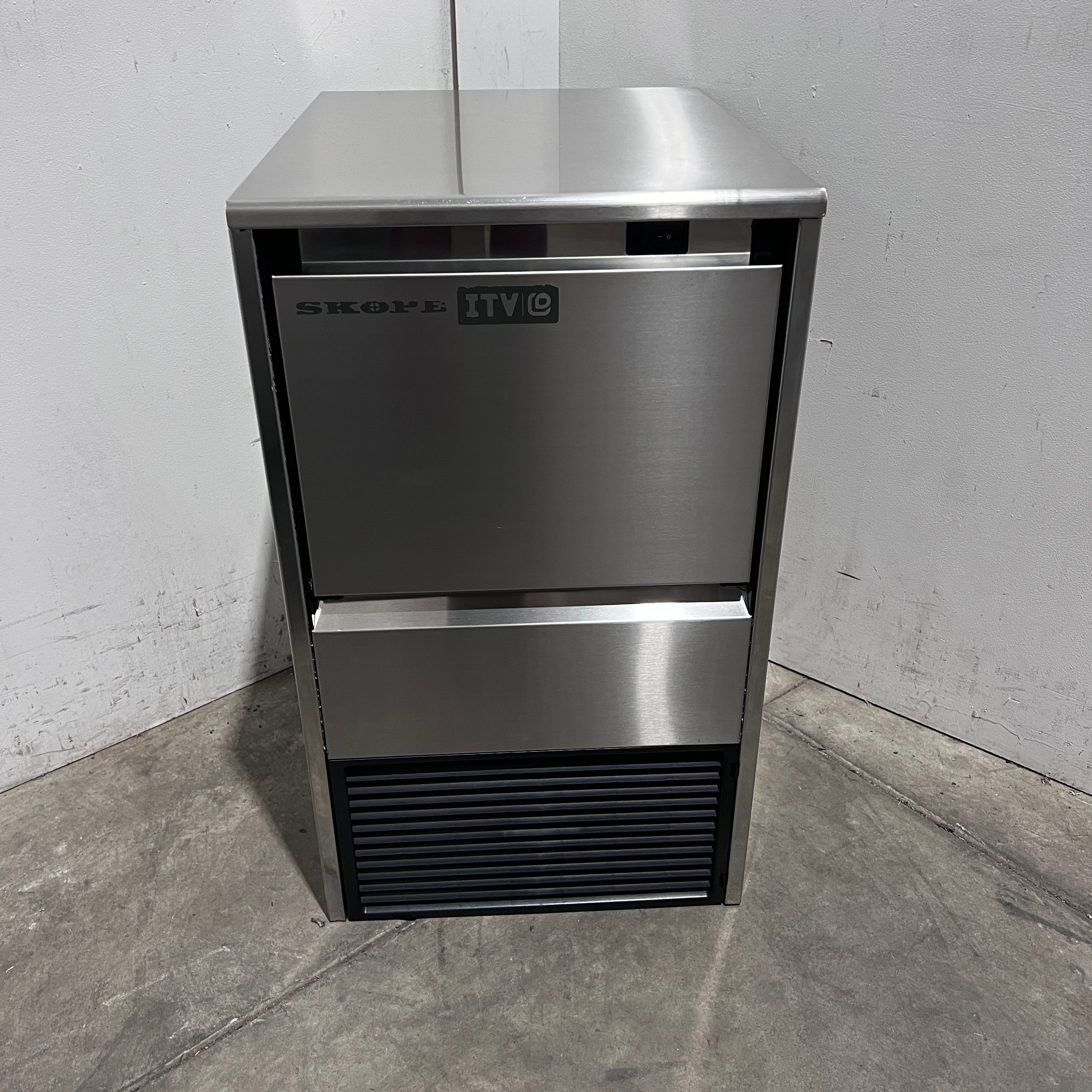 Skope Gala NG45A Ice Machine - 779981