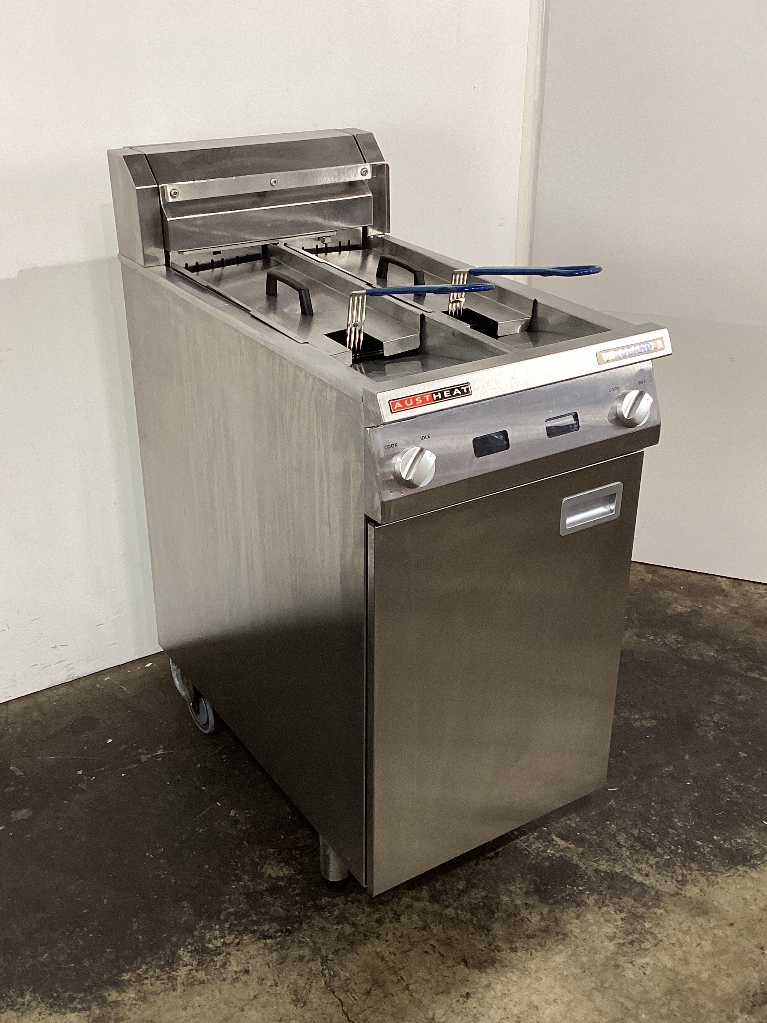 Austheat AF822 Fryer - 780651