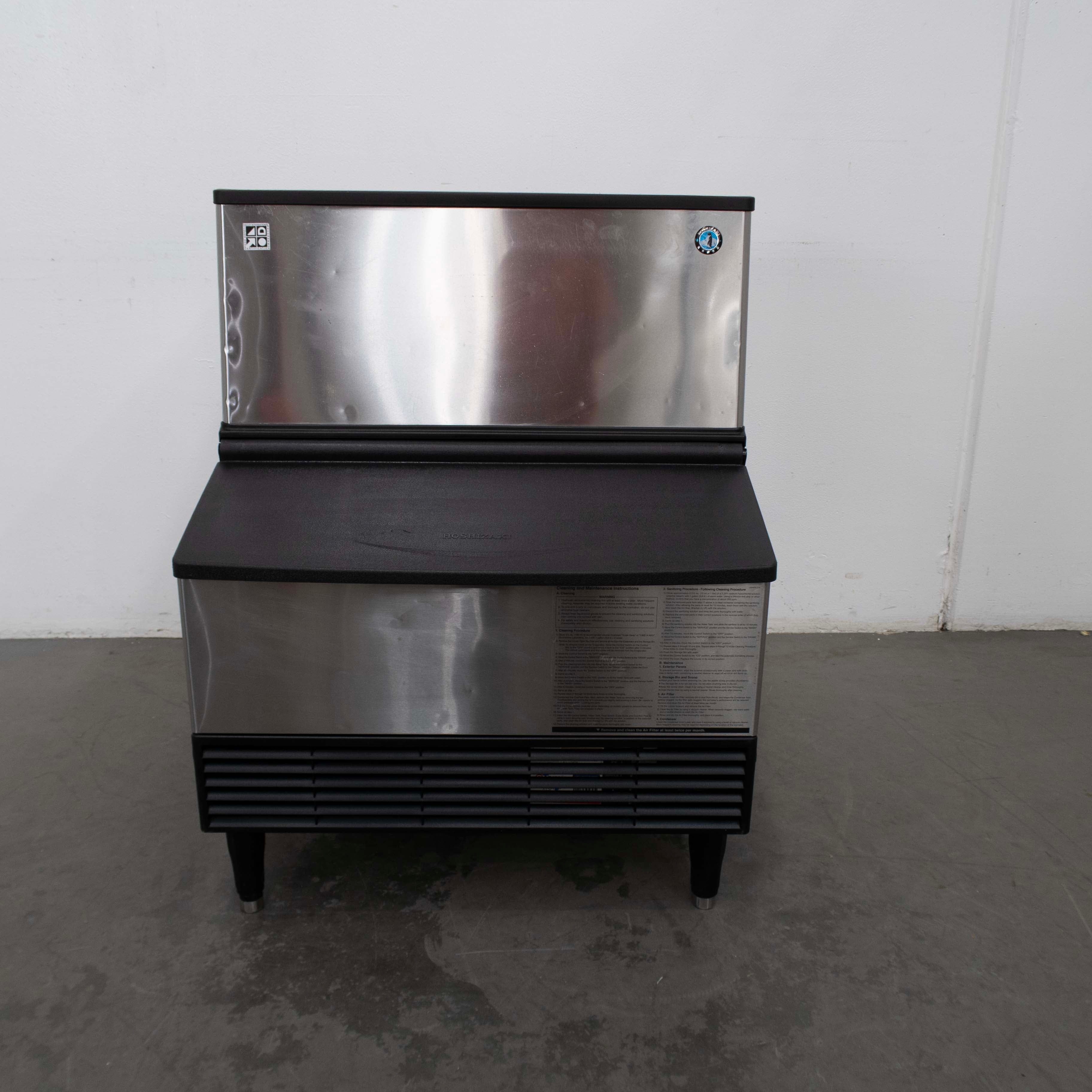 Hoshizaki KM-140B Ice Machine - 781197
