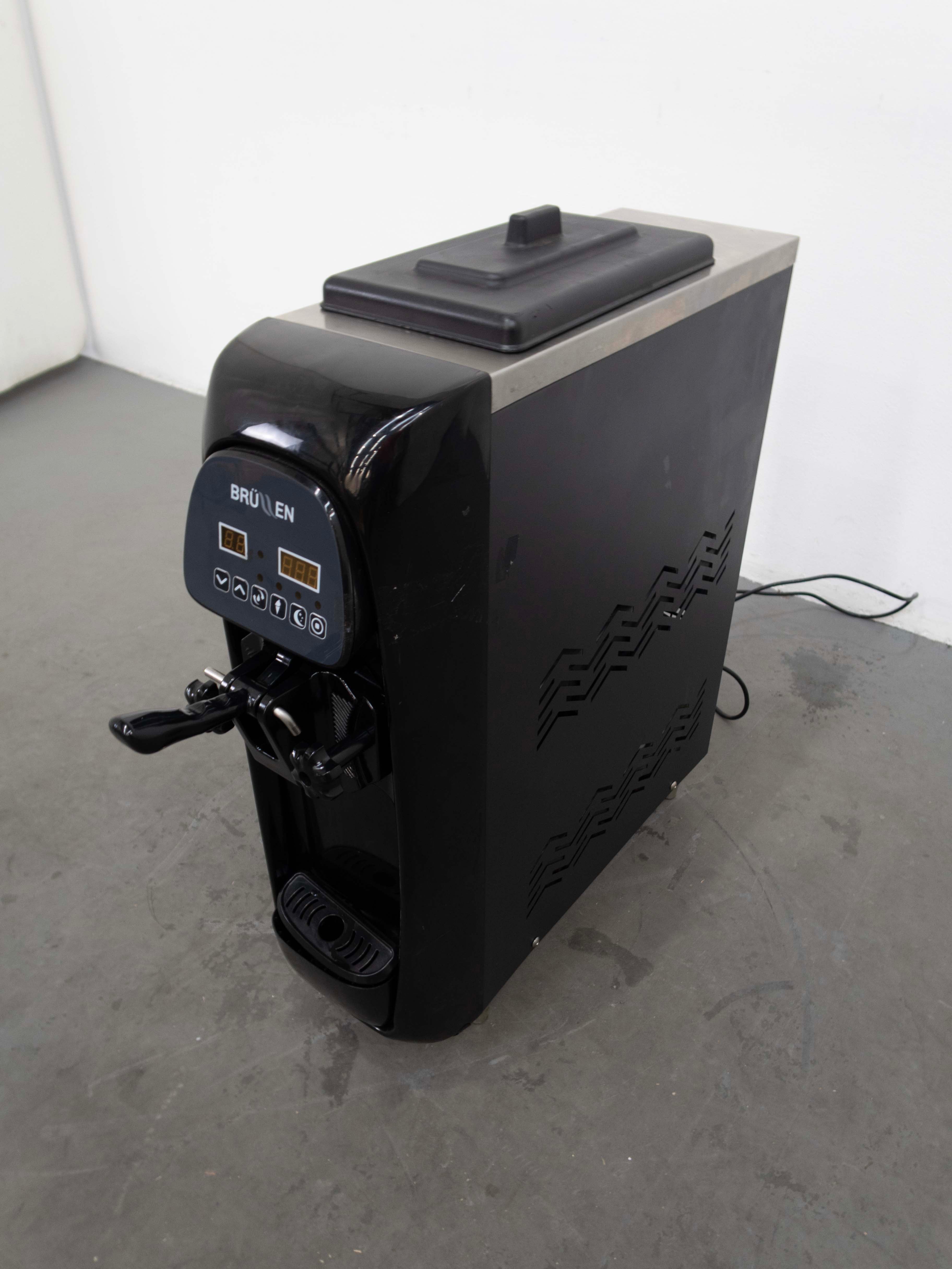 Brullen Baby Brullen Ice Cream Machine - 781321