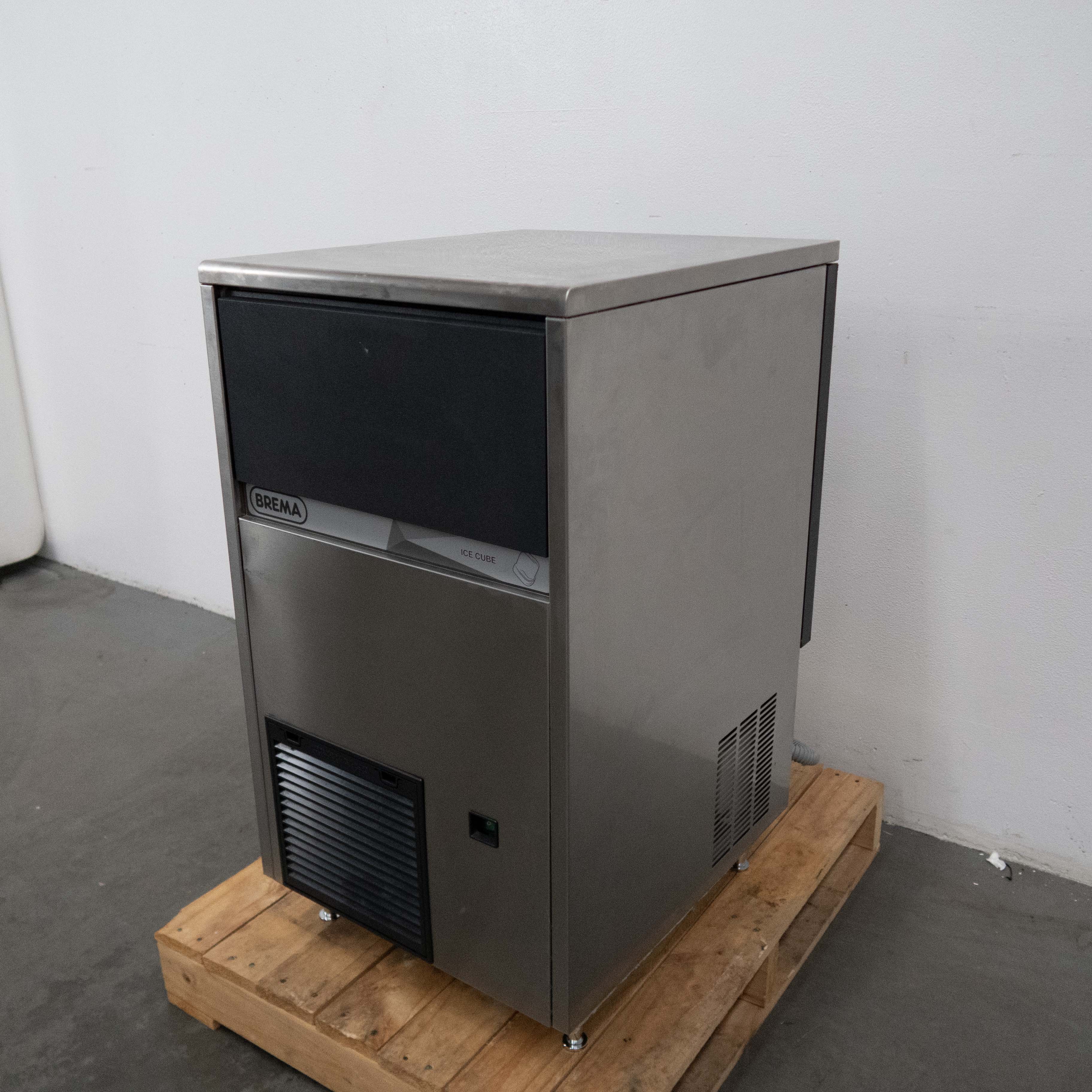 Brema CB425ADP Ice Machine - 781810
