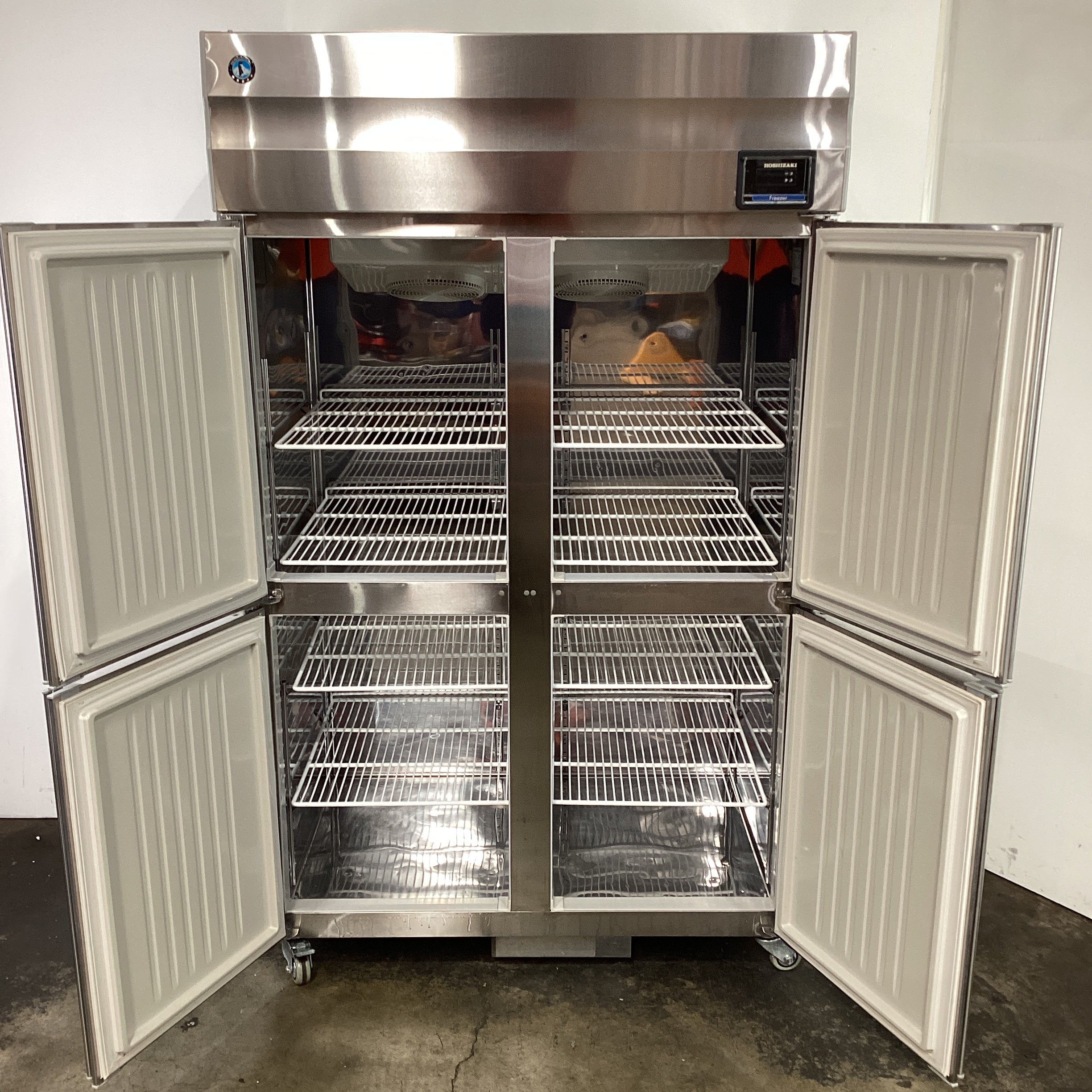 Hoshizaki HF-128MA-A Upright Freezer - 786943