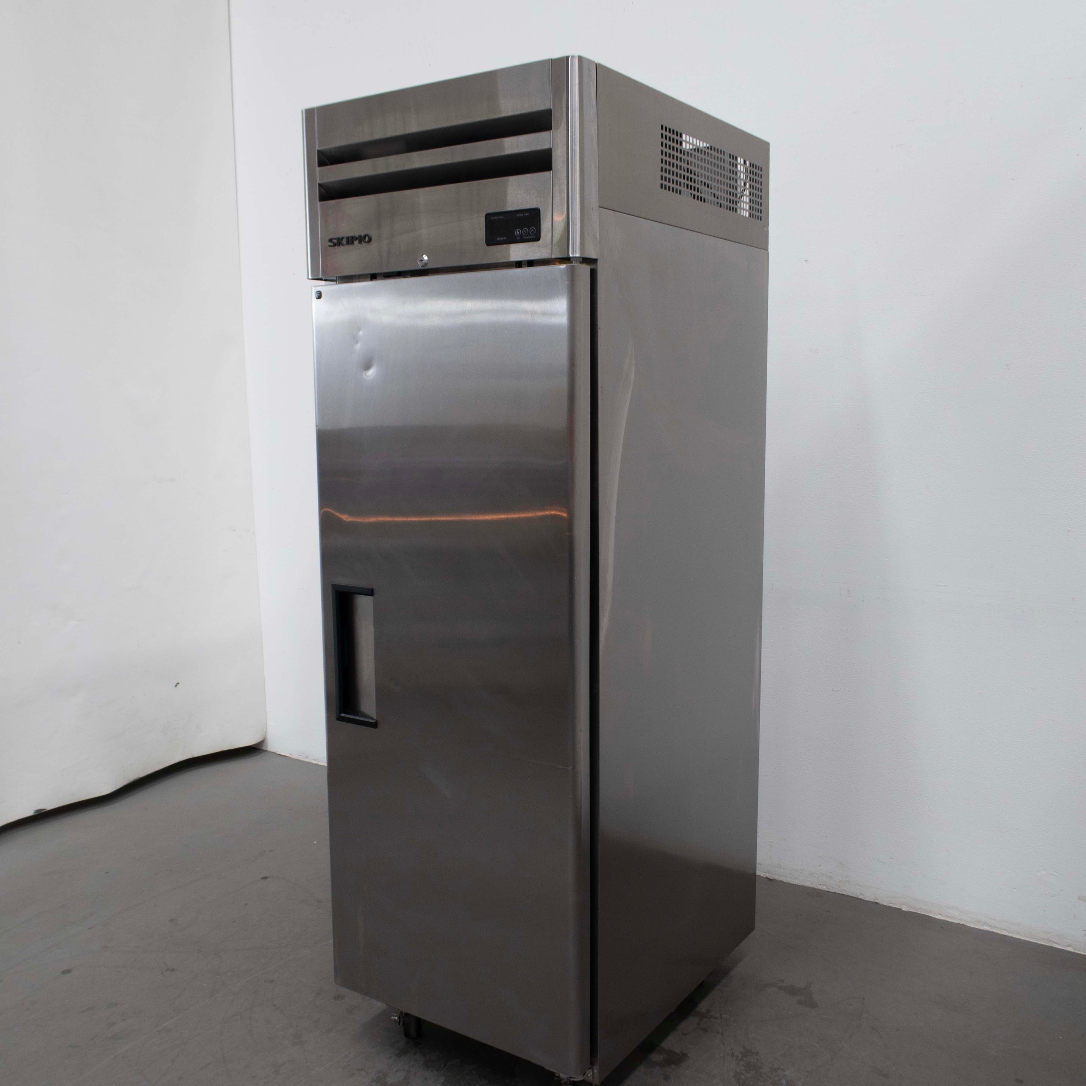 Skipio SFT25-1 Upright Freezer - 788660