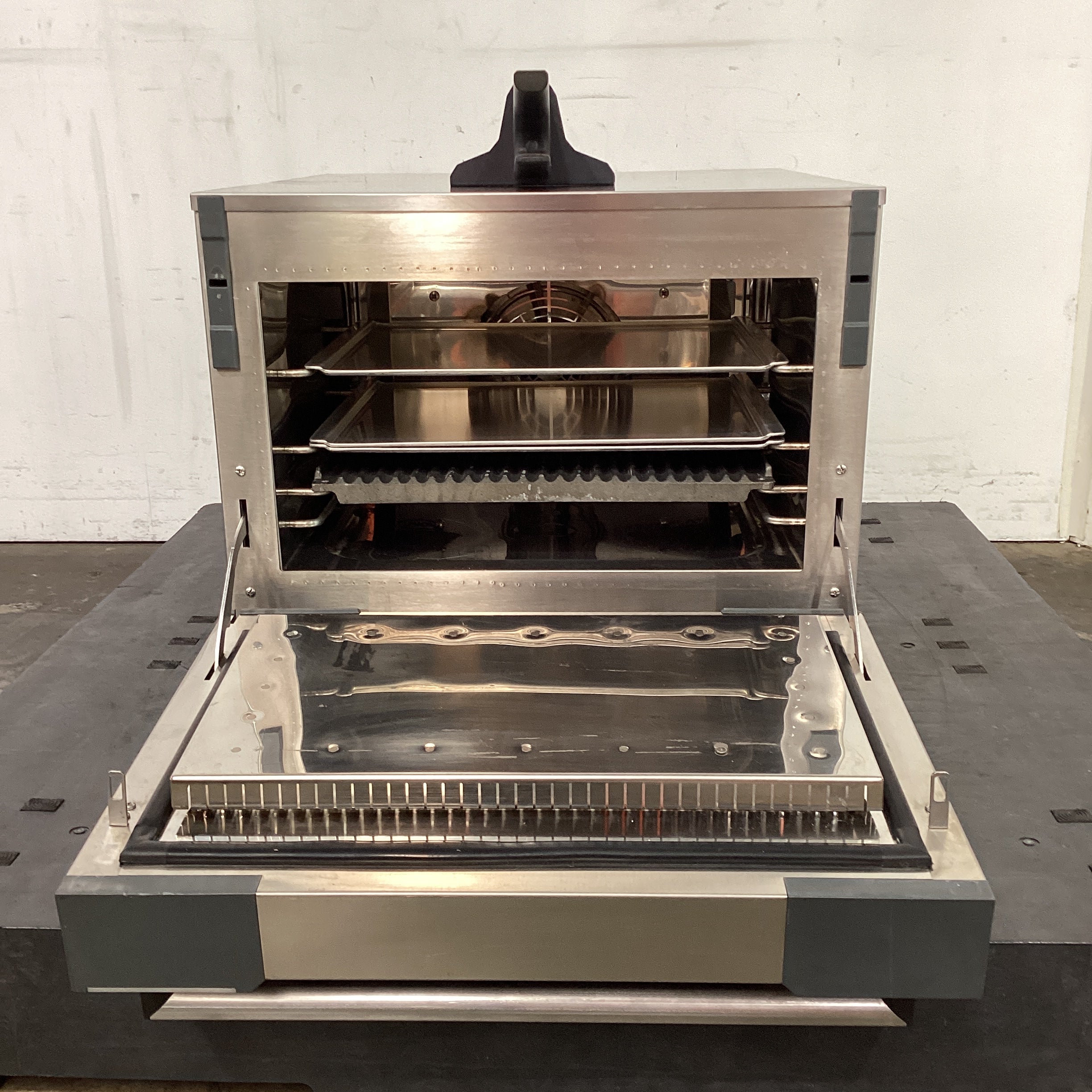 Unox XESW-03HS-MDDN Speed Oven - 788819