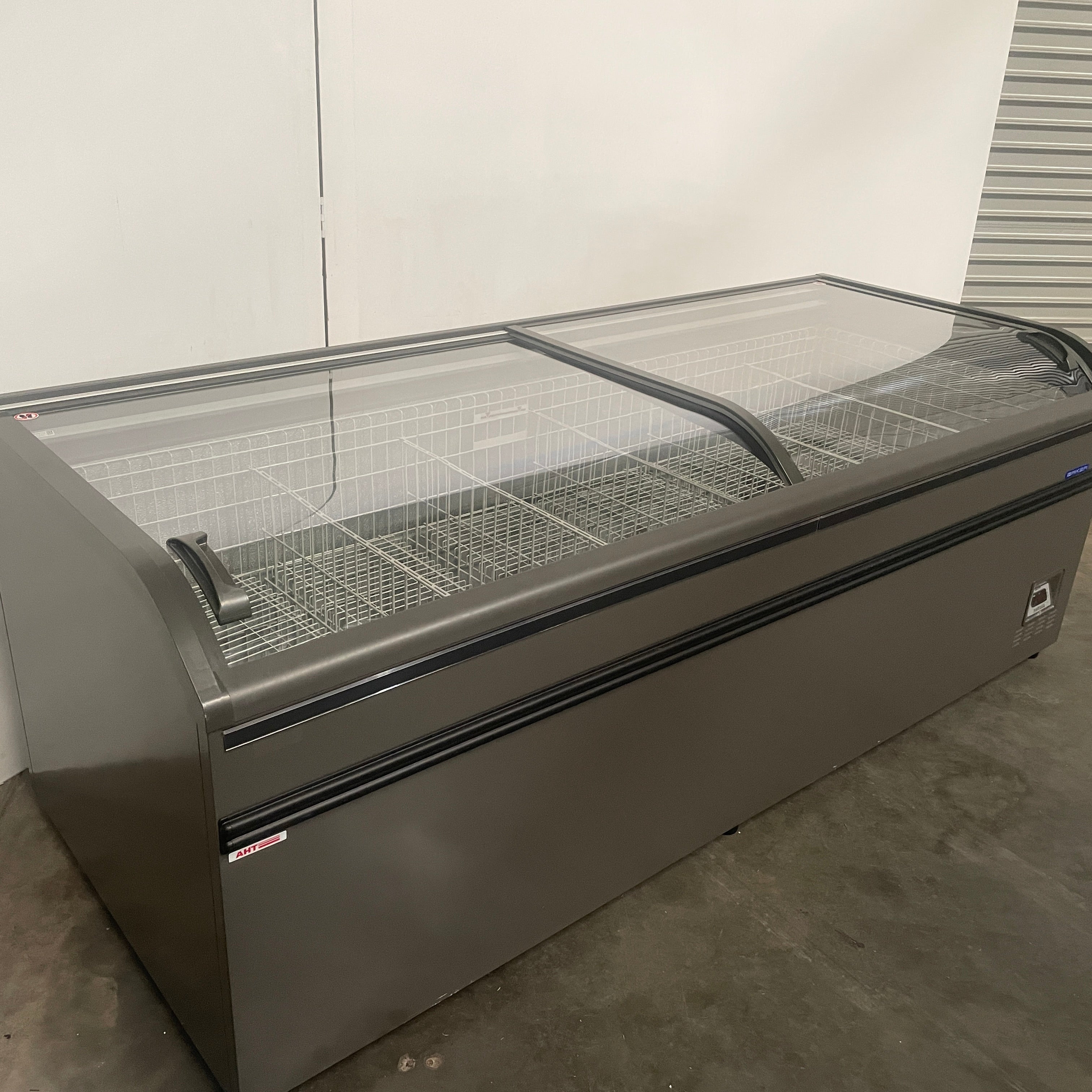 AHT Athen XL 250 Display Freezer - 790676