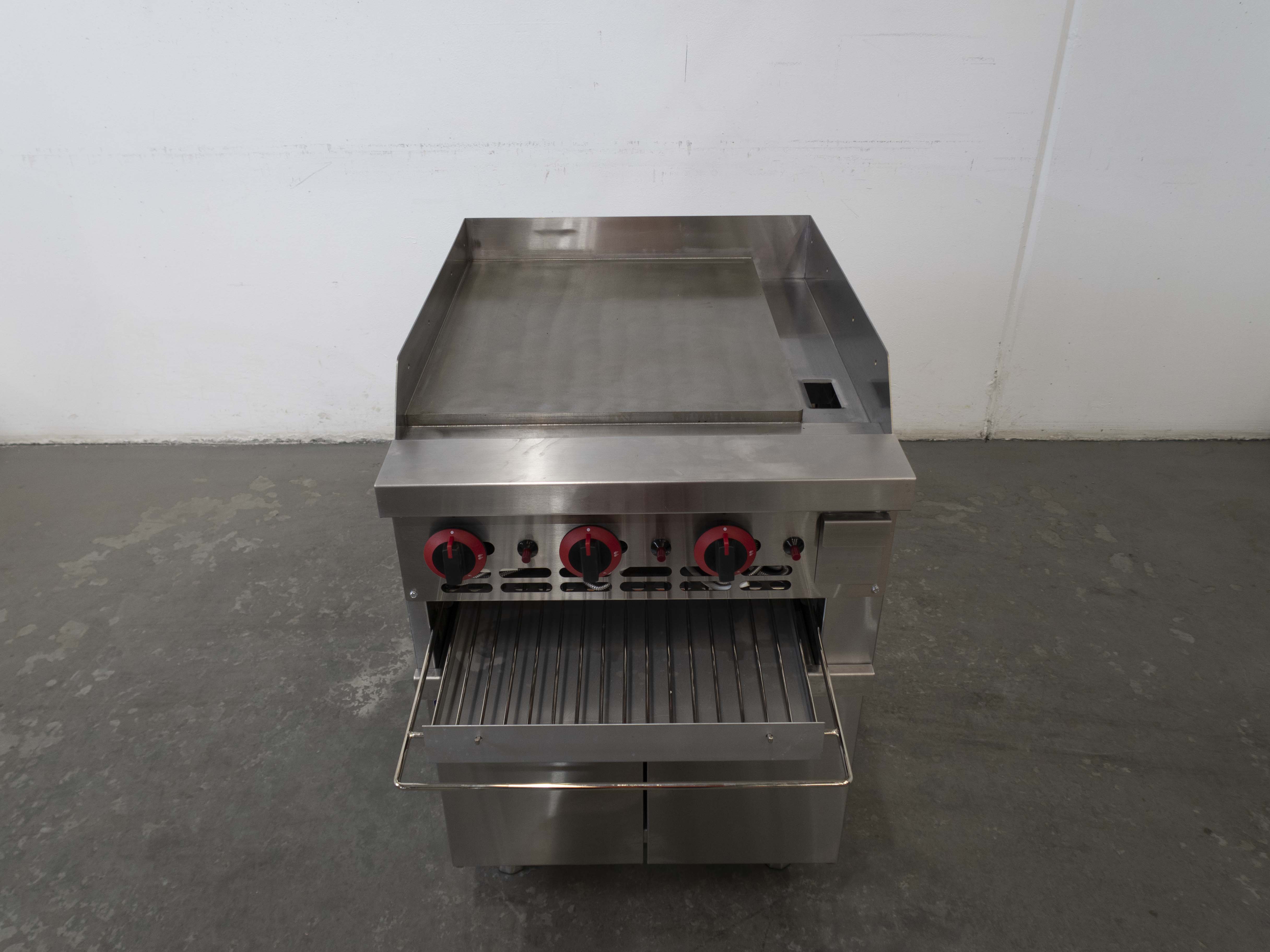 Gasmax GGS-24 Griddle and Toaster with Cabinet - 795563