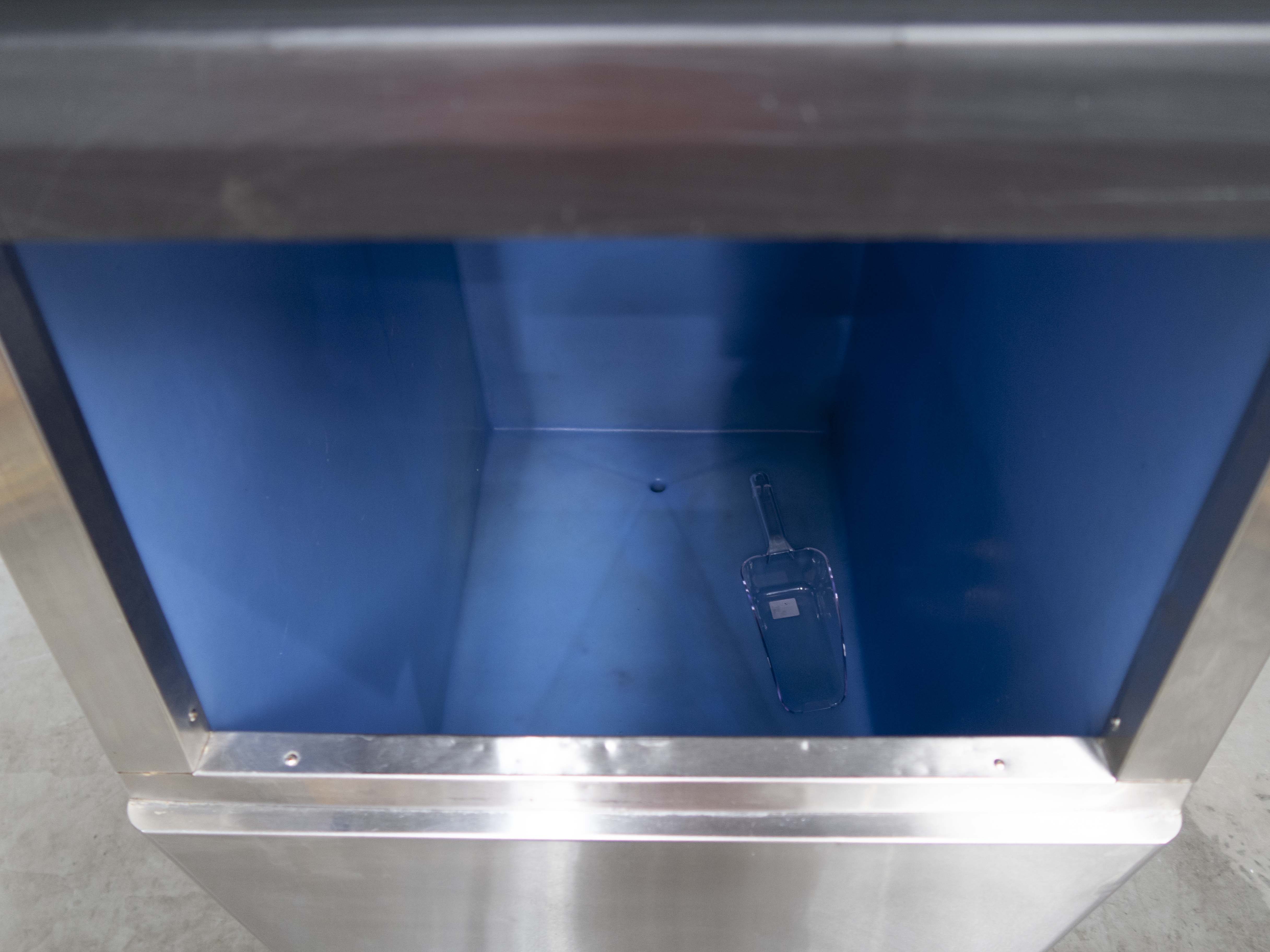 Hoshizaki KMD-201AB Ice Machine + Ice Bin - 795731