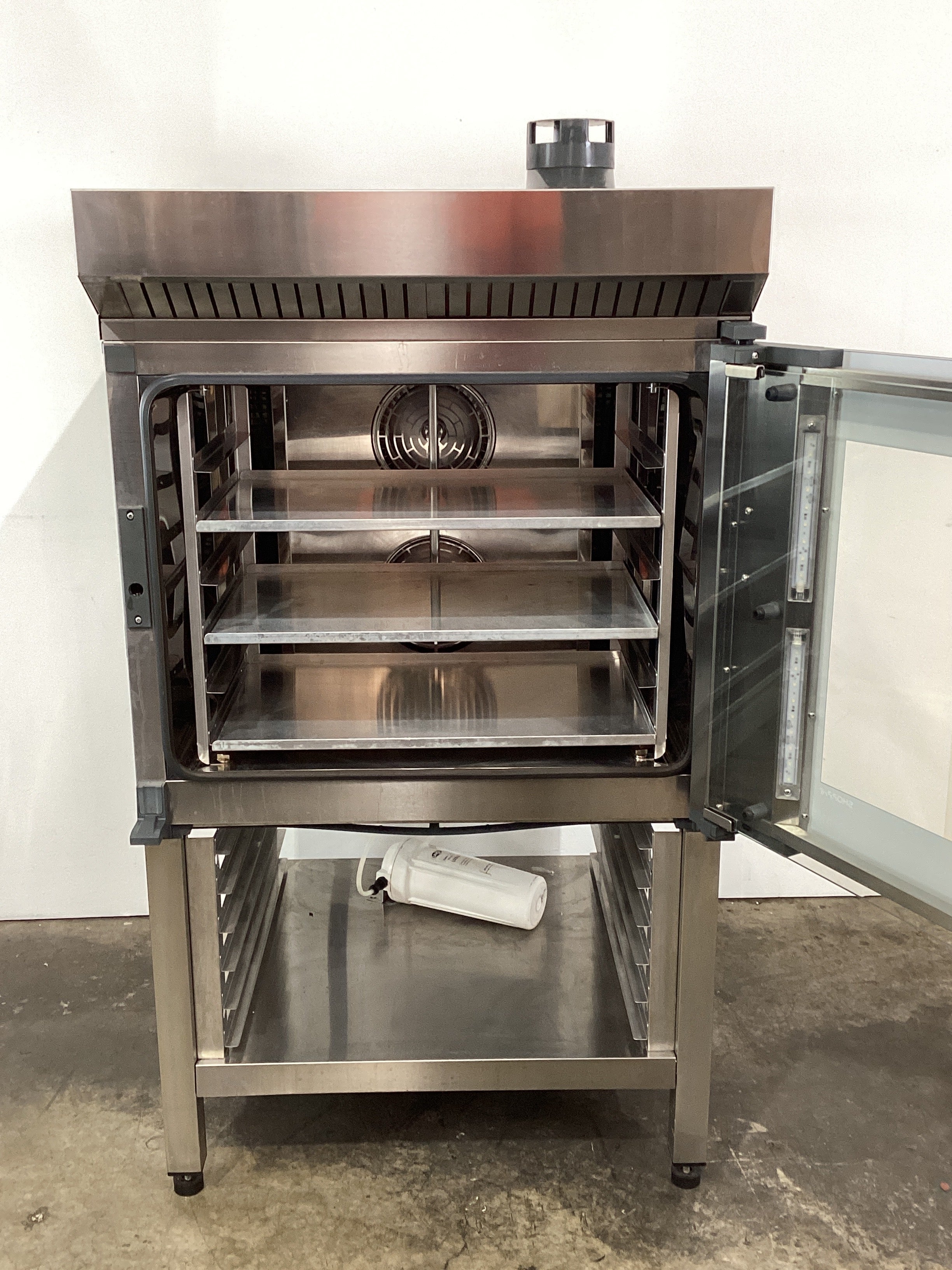 Unox XEFT-06EU-ETLV Combi Oven W/Stand & Exhaust Hood - 796034